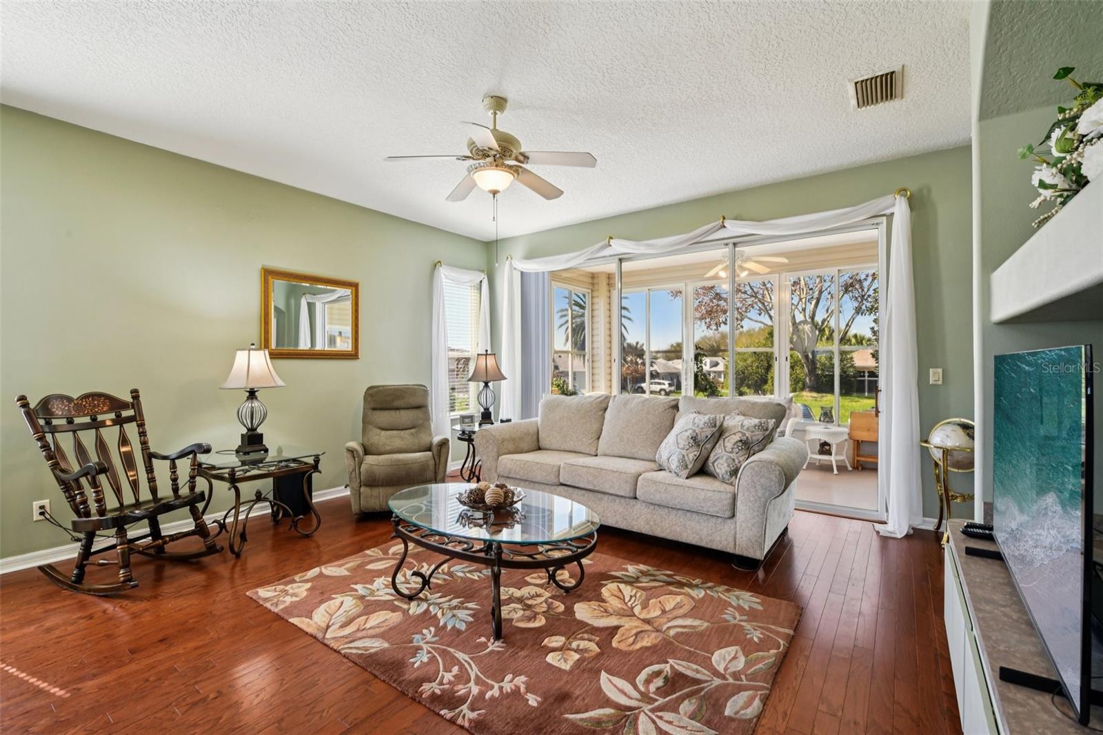 ROYAL HARBOR PH 01 - Residential