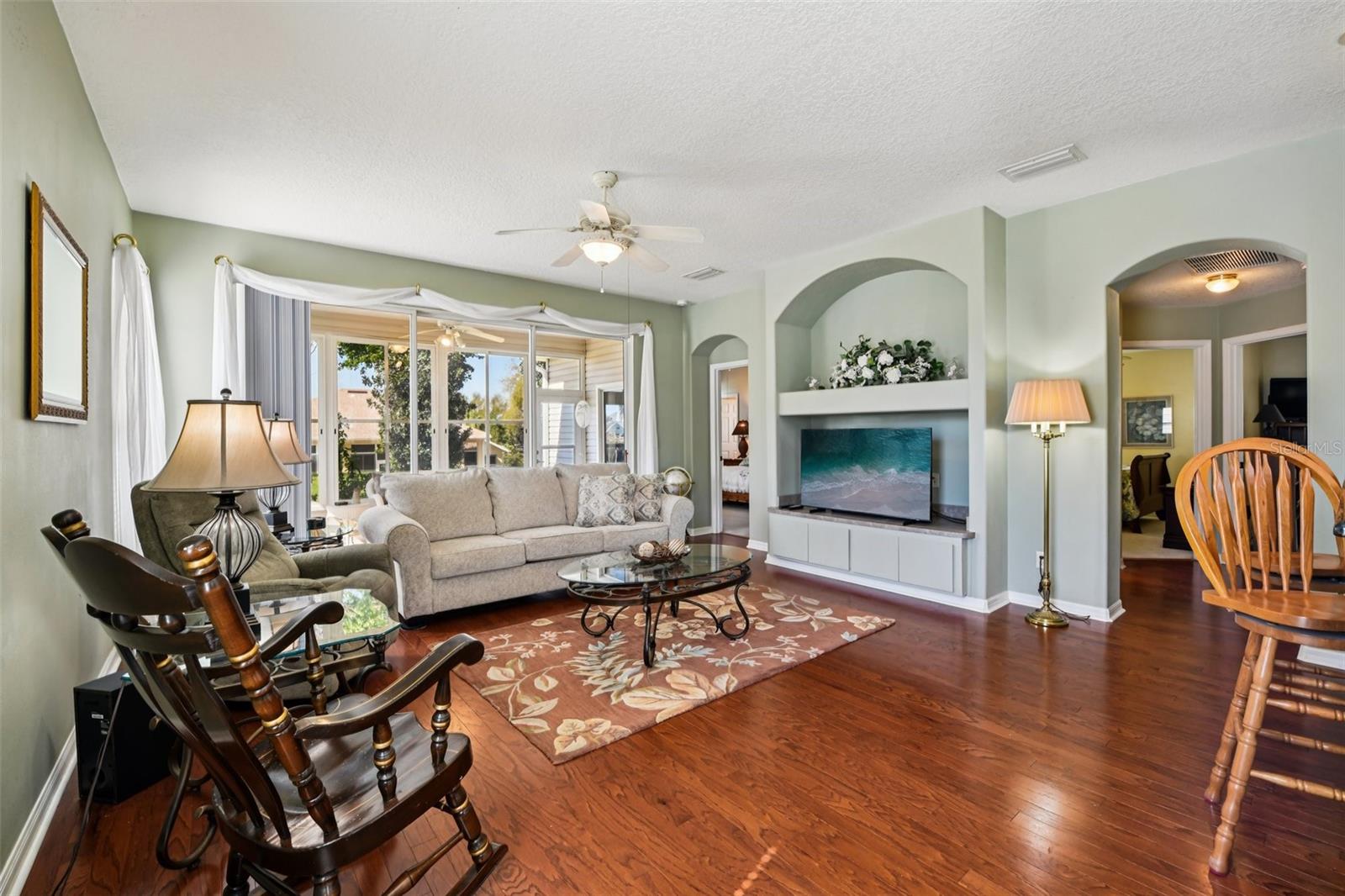 ROYAL HARBOR PH 01 - Residential