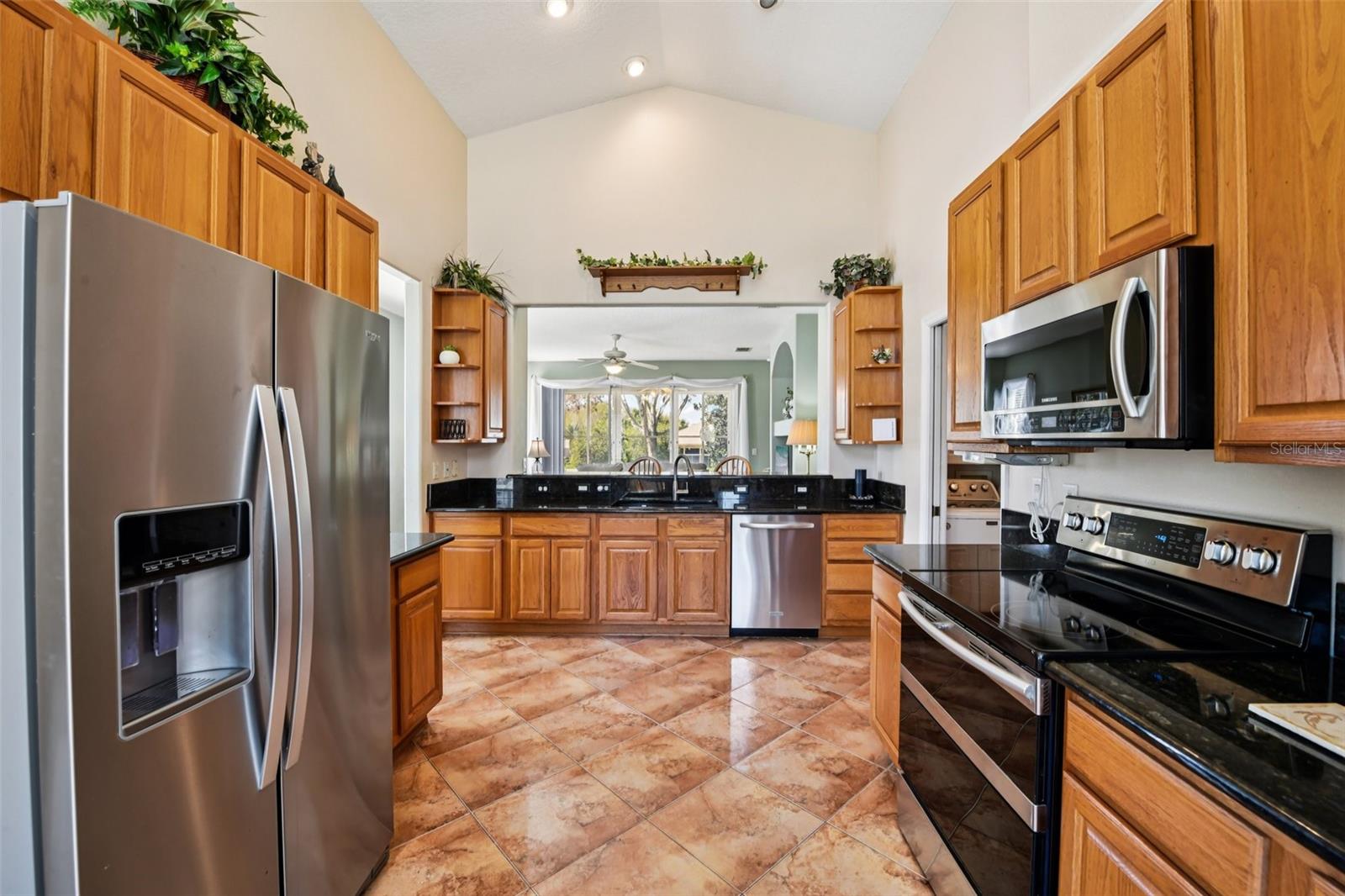 ROYAL HARBOR PH 01 - Residential