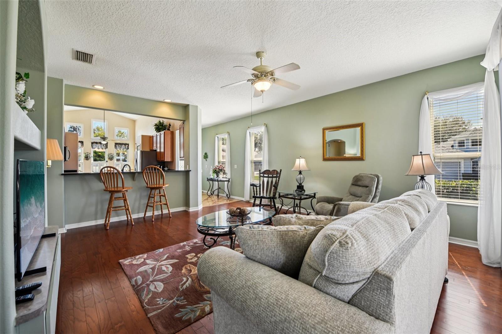 ROYAL HARBOR PH 01 - Residential