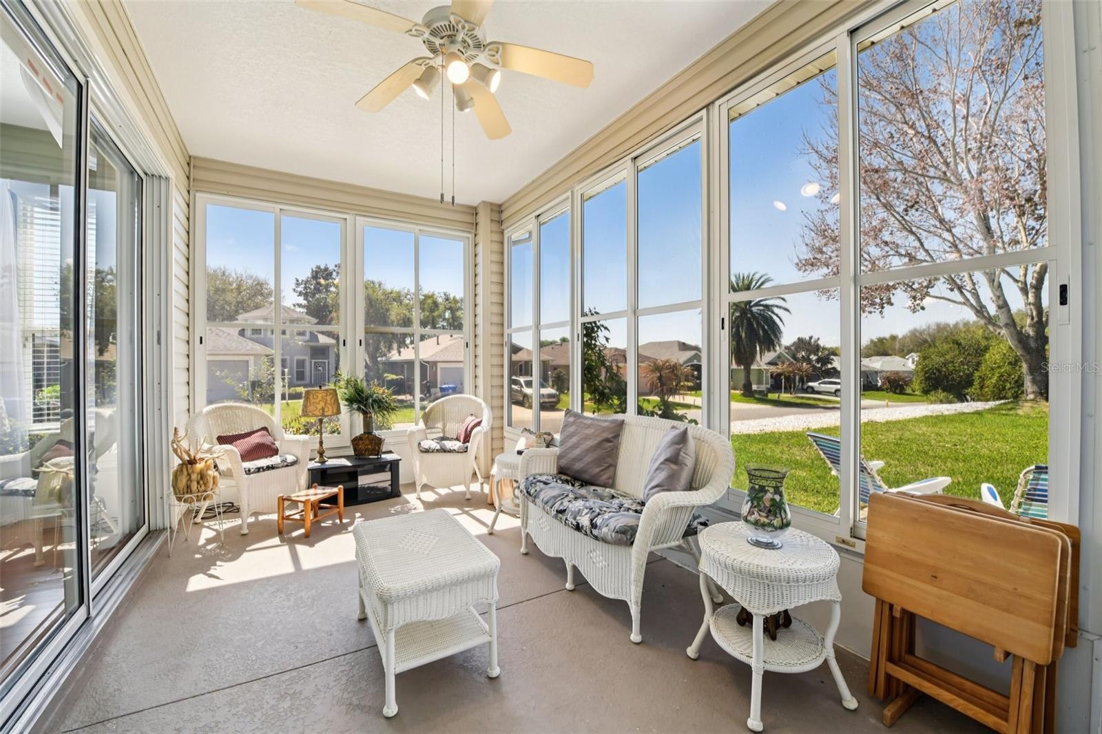 ROYAL HARBOR PH 01 - Residential