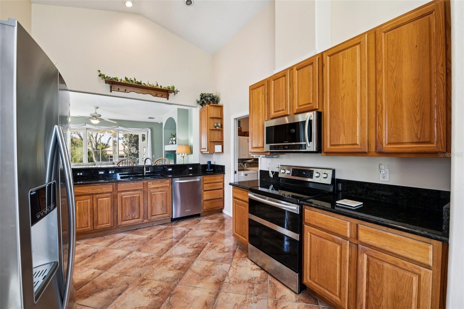 ROYAL HARBOR PH 01 - Residential