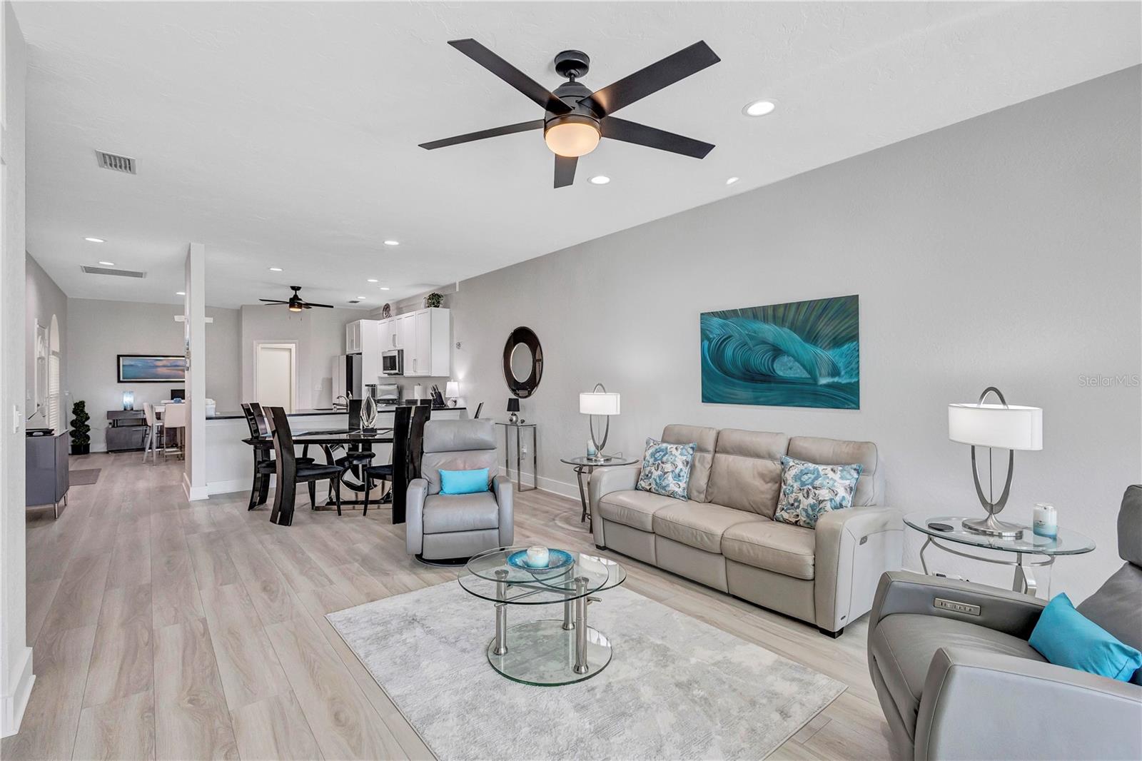 VILLAS AT TARA - Residential