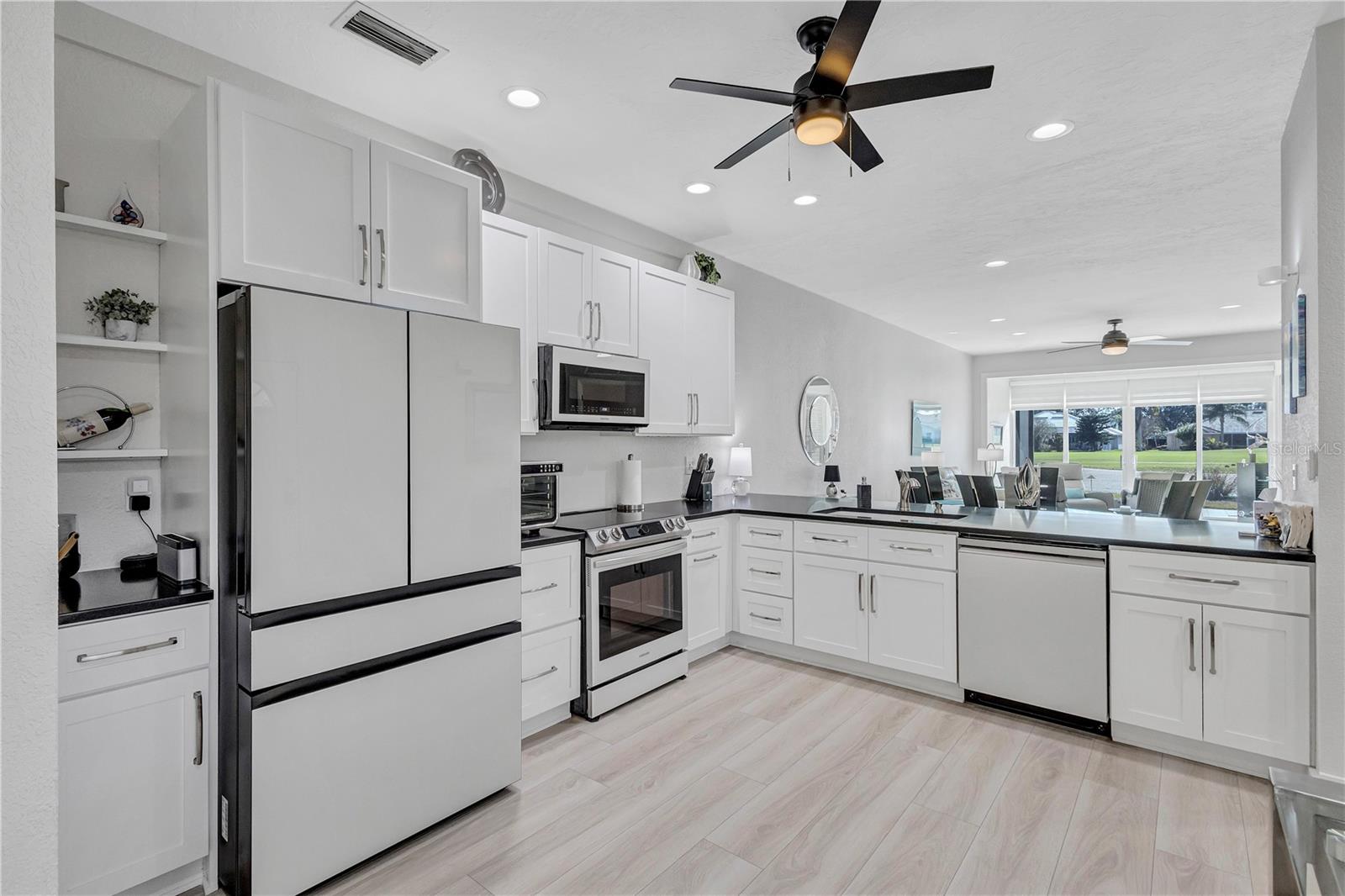 VILLAS AT TARA - Residential