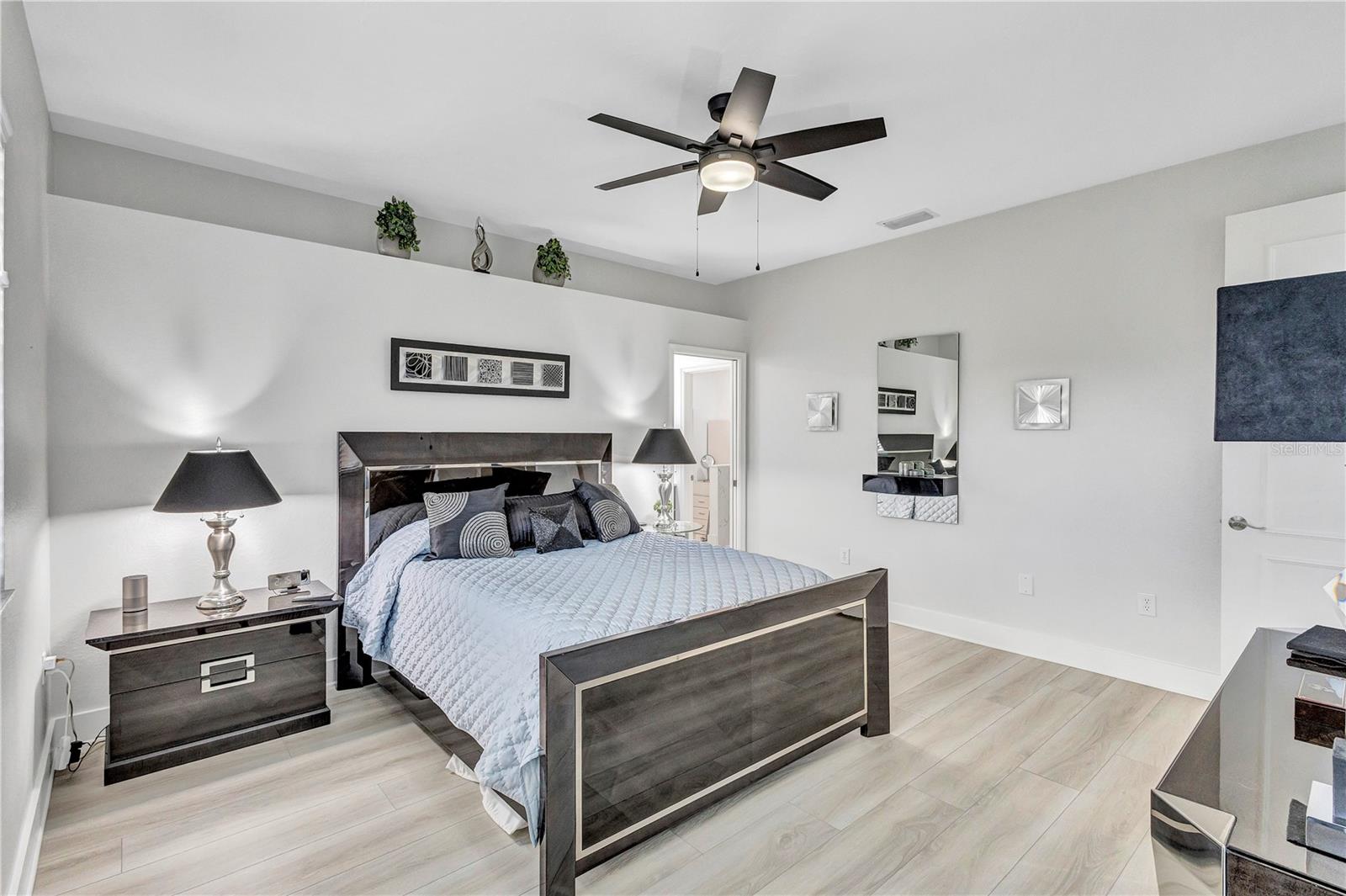 VILLAS AT TARA - Residential