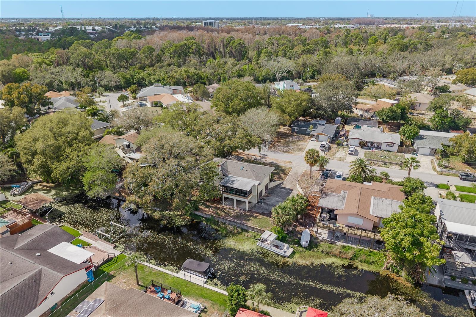 LAKE VIEW VILLAS - Residential