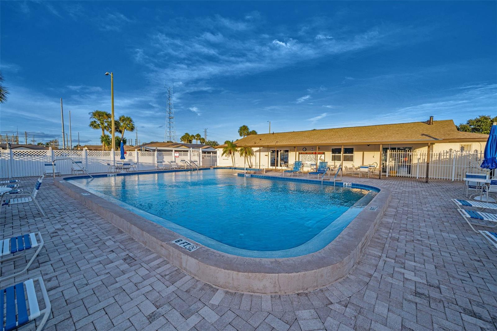 MISSION HILLS CONDO - Residential