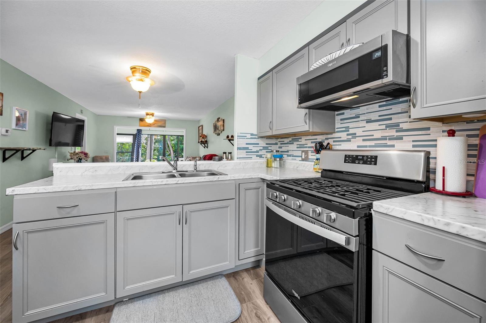 MISSION HILLS CONDO - Residential