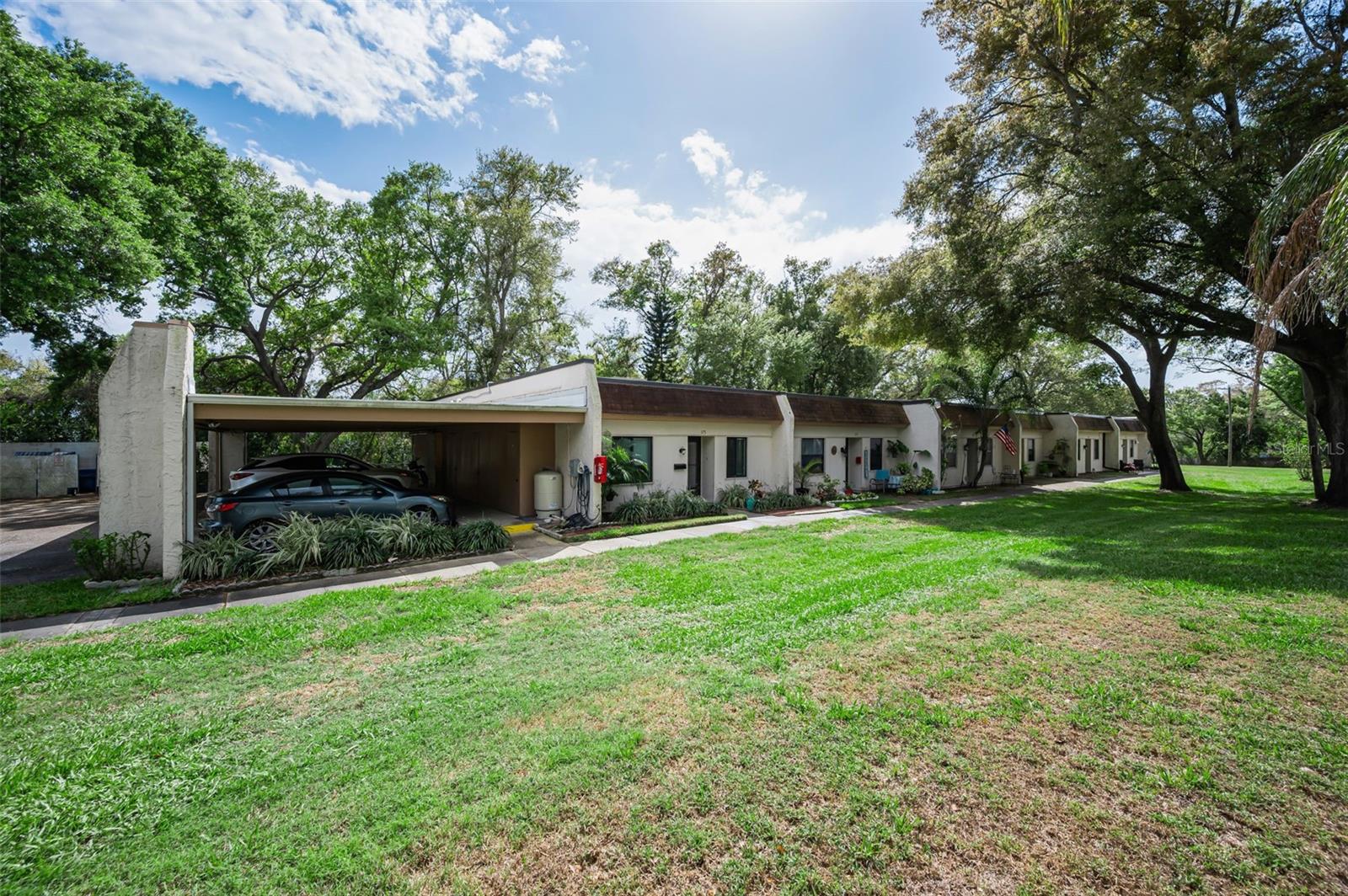 MISSION HILLS CONDO - Residential