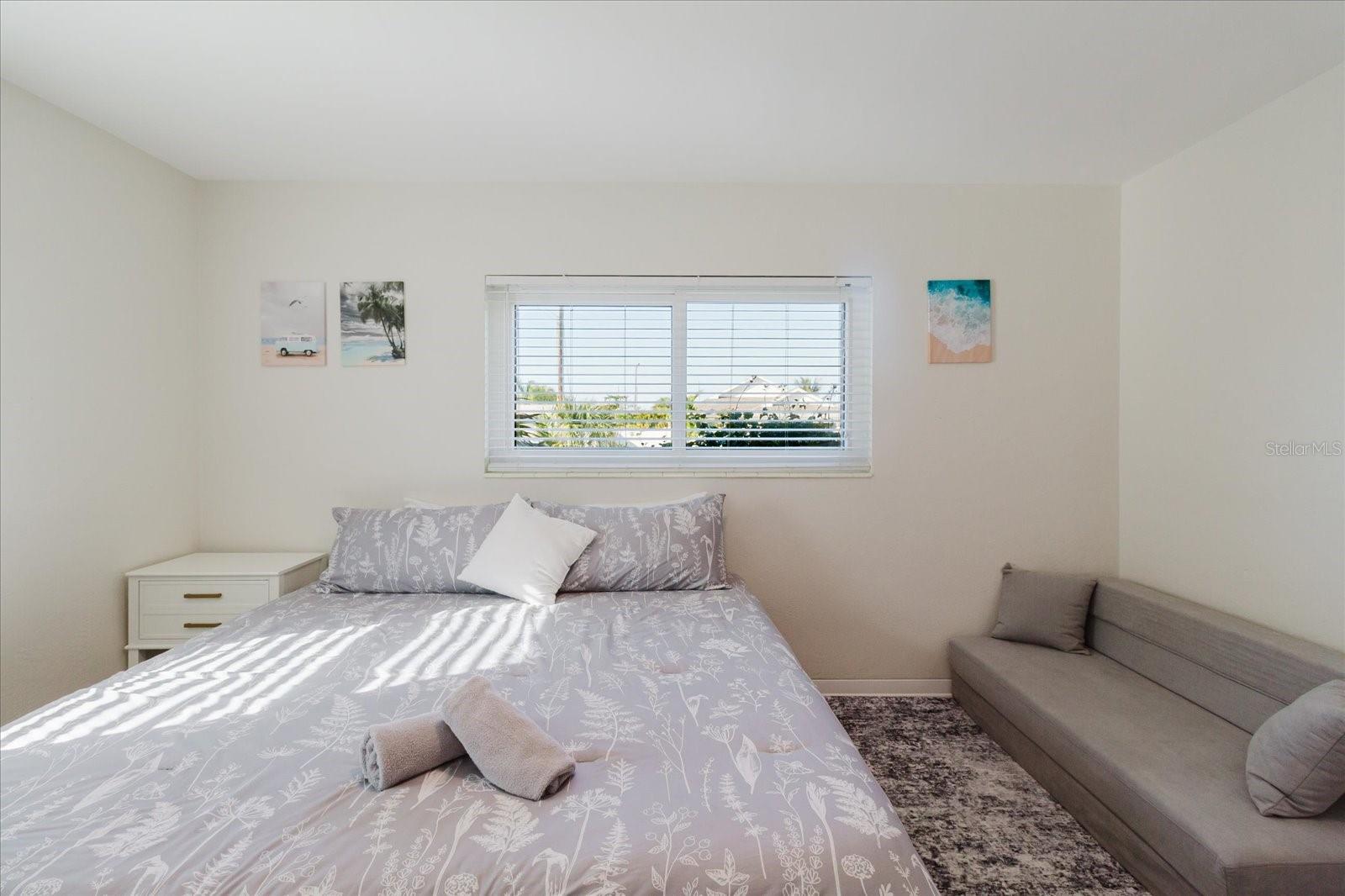 BEACHVIEW GROVE PARK 1ST ADD - Residential