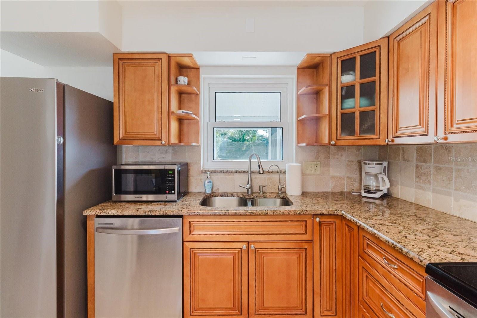 BEACHVIEW GROVE PARK 1ST ADD - Residential