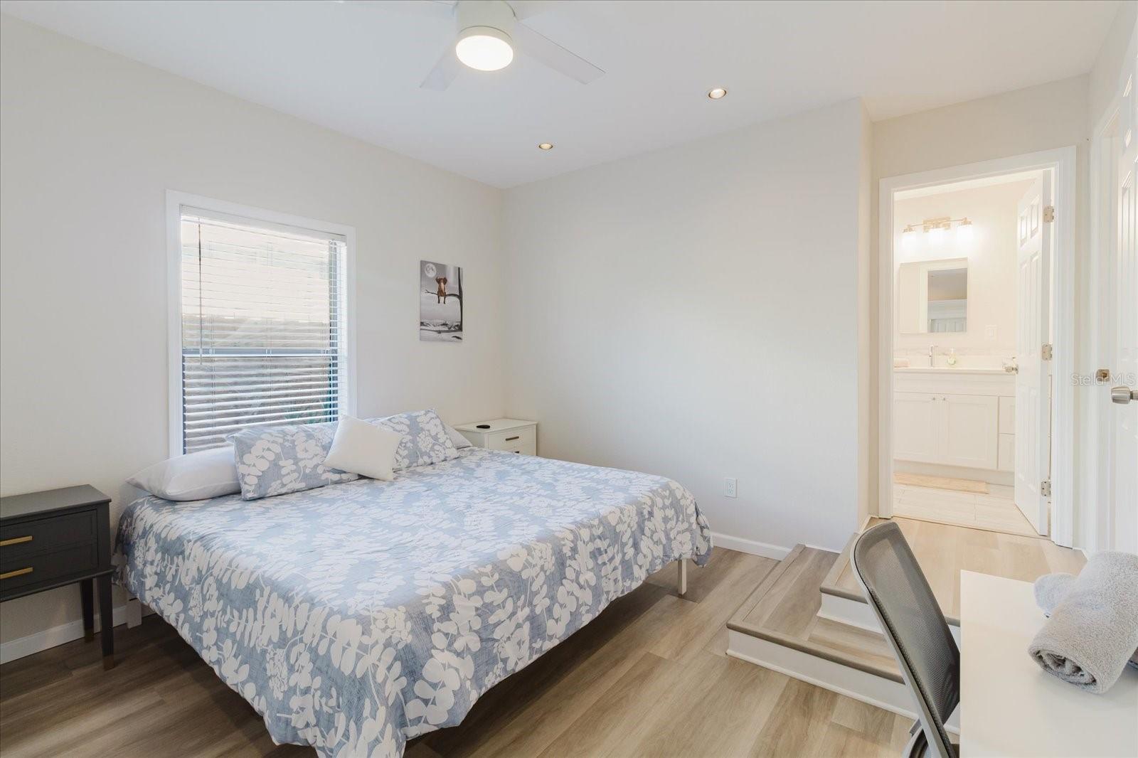 BEACHVIEW GROVE PARK 1ST ADD - Residential