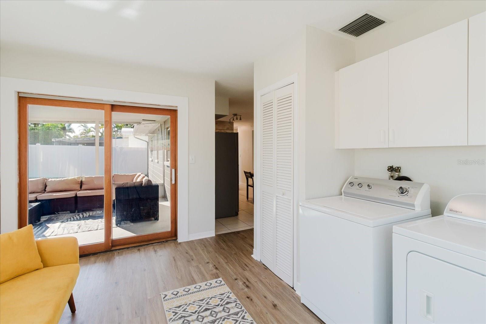 BEACHVIEW GROVE PARK 1ST ADD - Residential