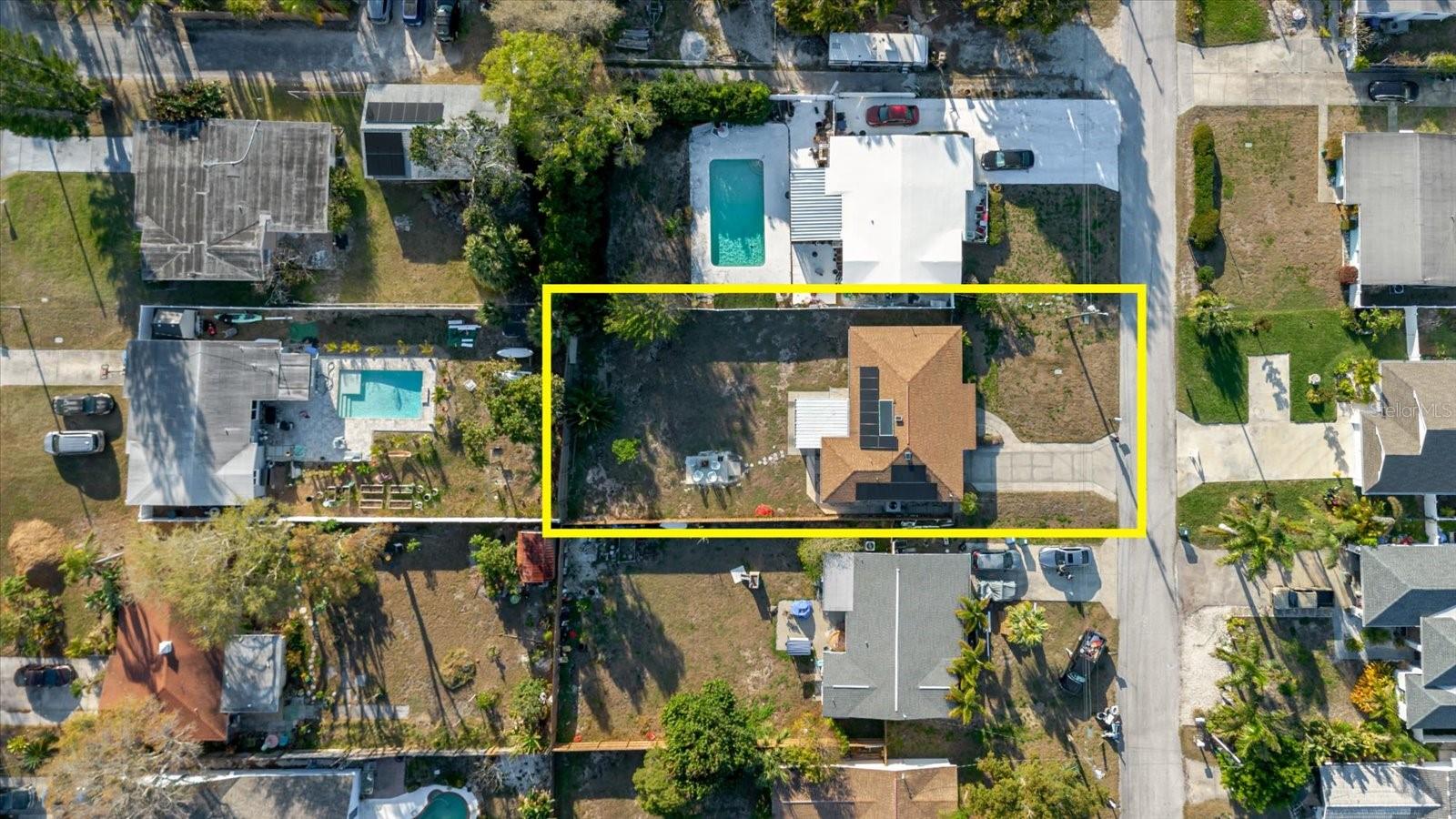 BEACHVIEW GROVE PARK 1ST ADD - Residential