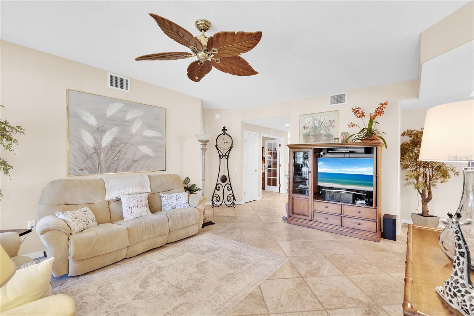 ARIELLE ON PALMER RANCH SEC 1 - Residential