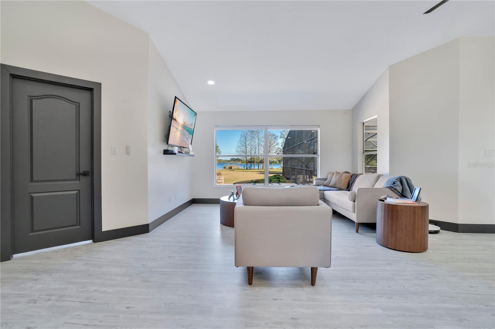 GROVELAND FARMS 30-22-25 - Residential