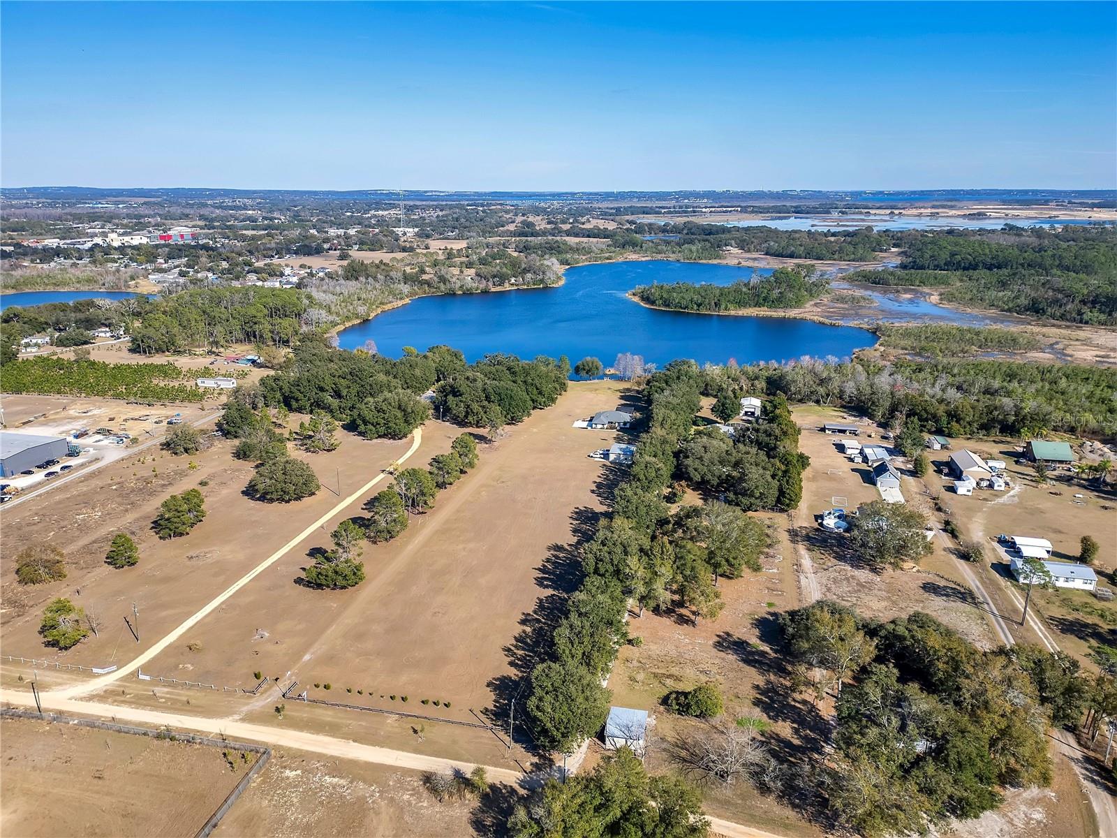 GROVELAND FARMS 30-22-25 - Residential