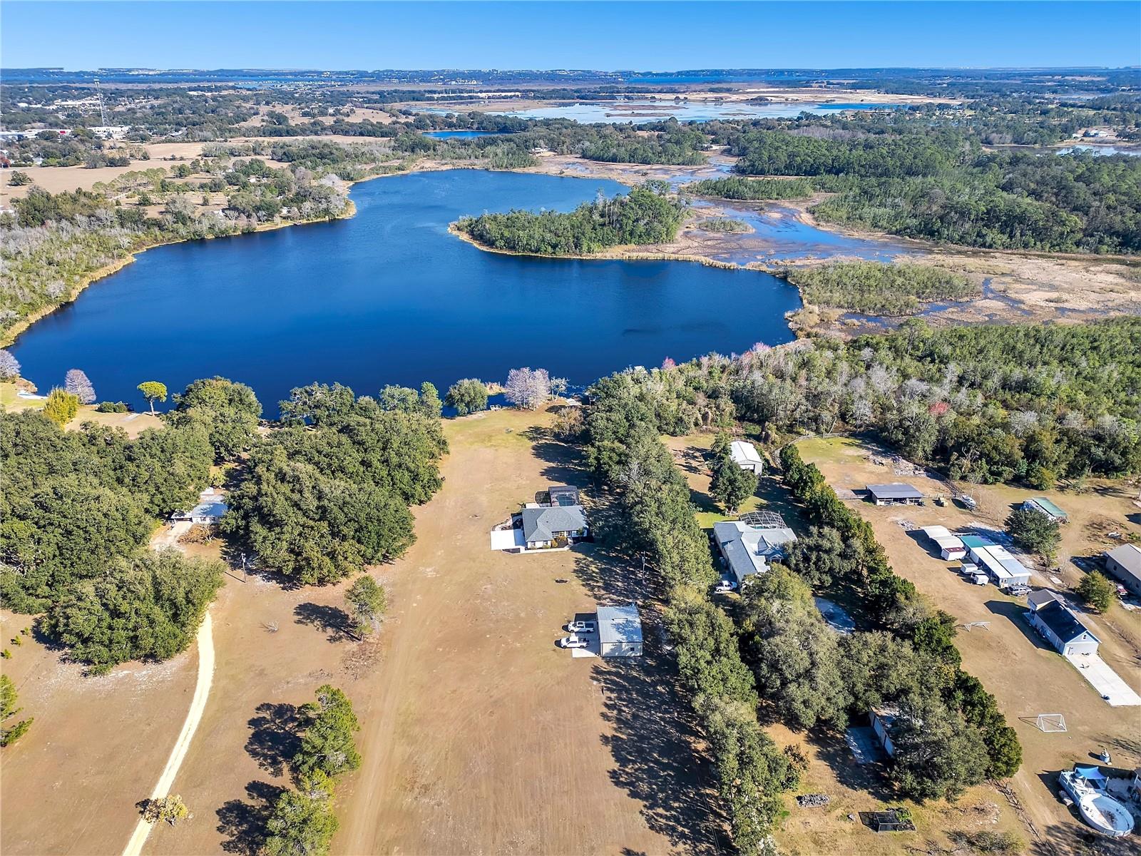 GROVELAND FARMS 30-22-25 - Residential