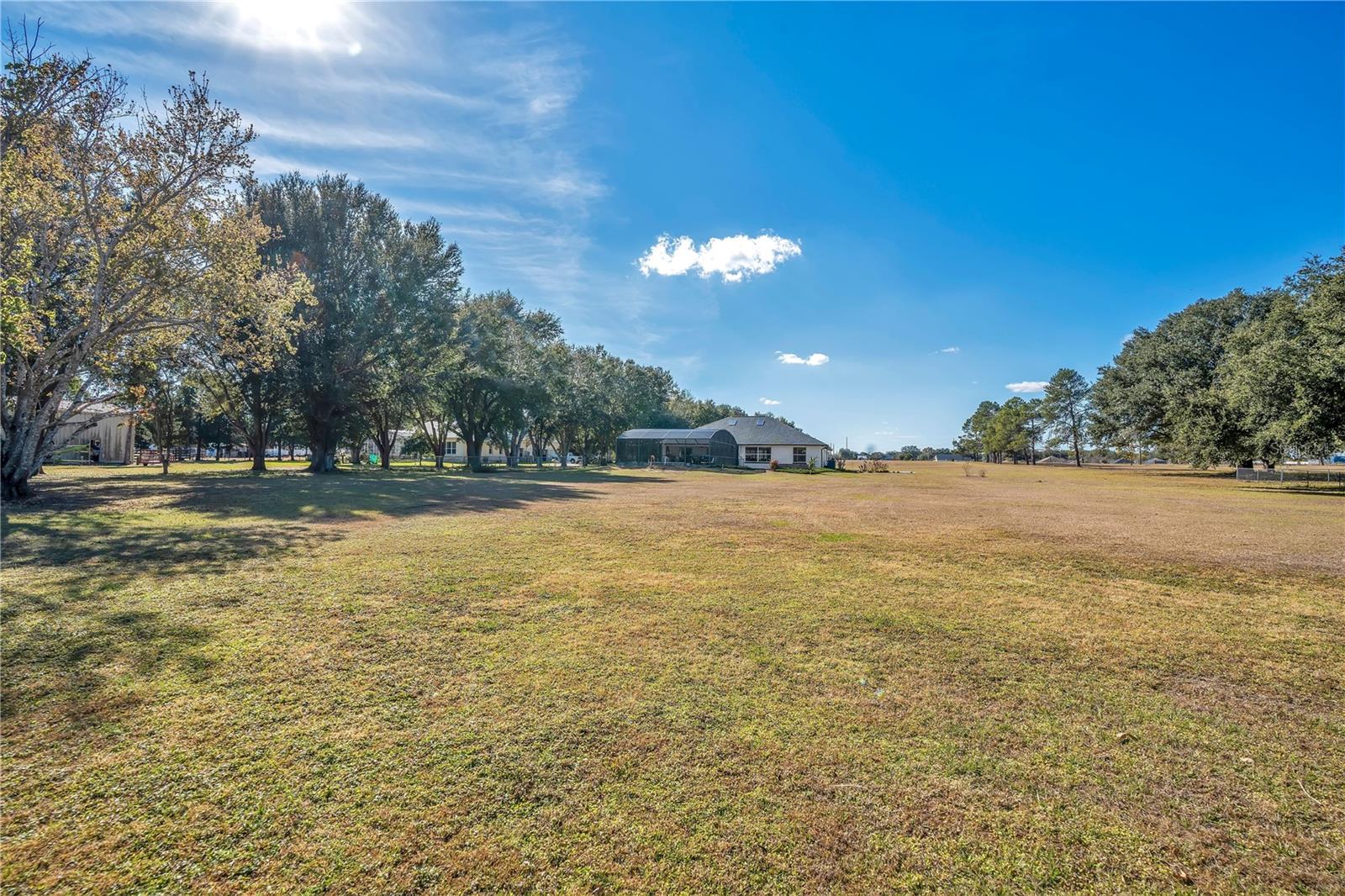 GROVELAND FARMS 30-22-25 - Residential