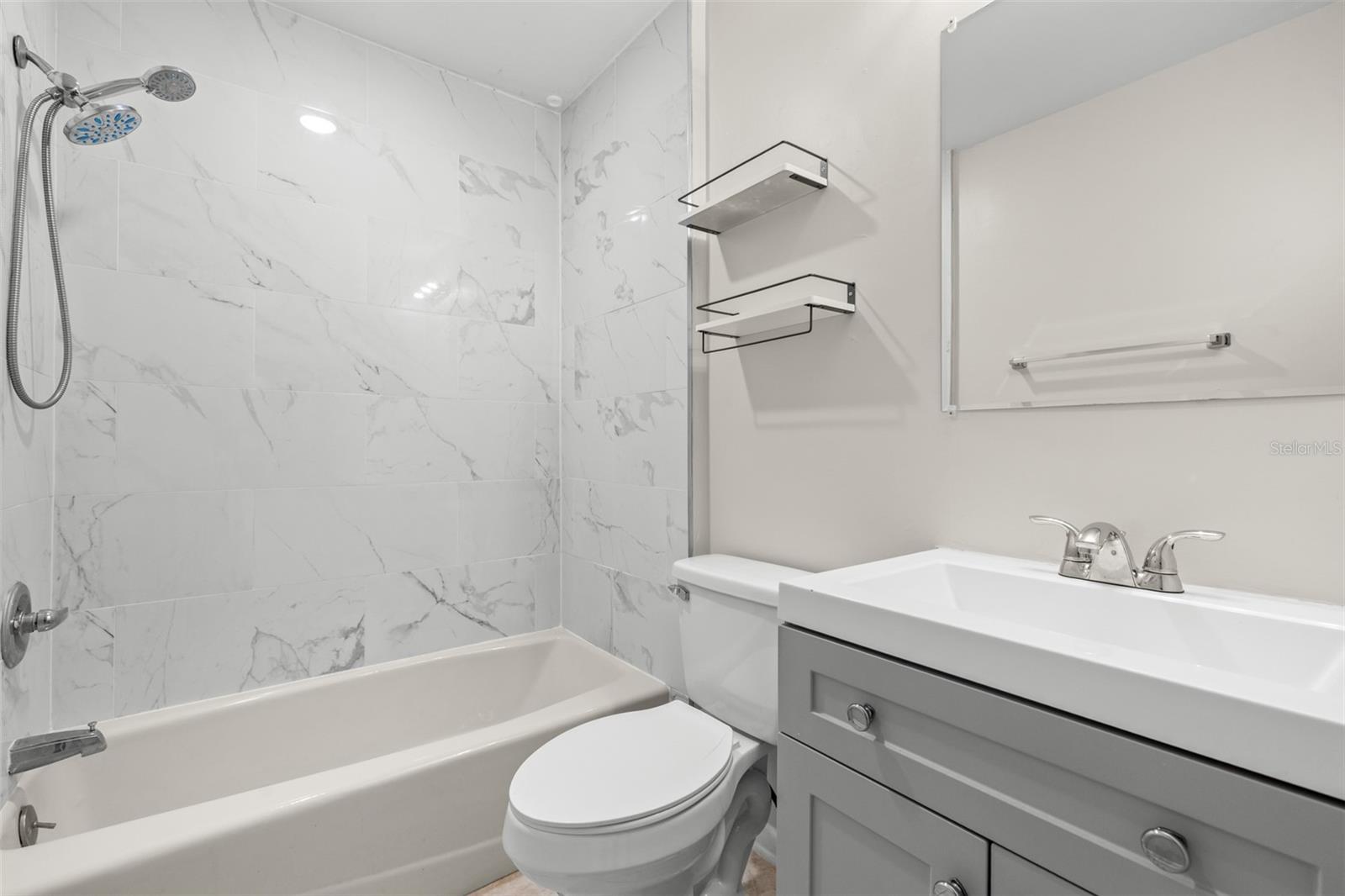 FLORAL GARDENS UNIT 1 - Residential