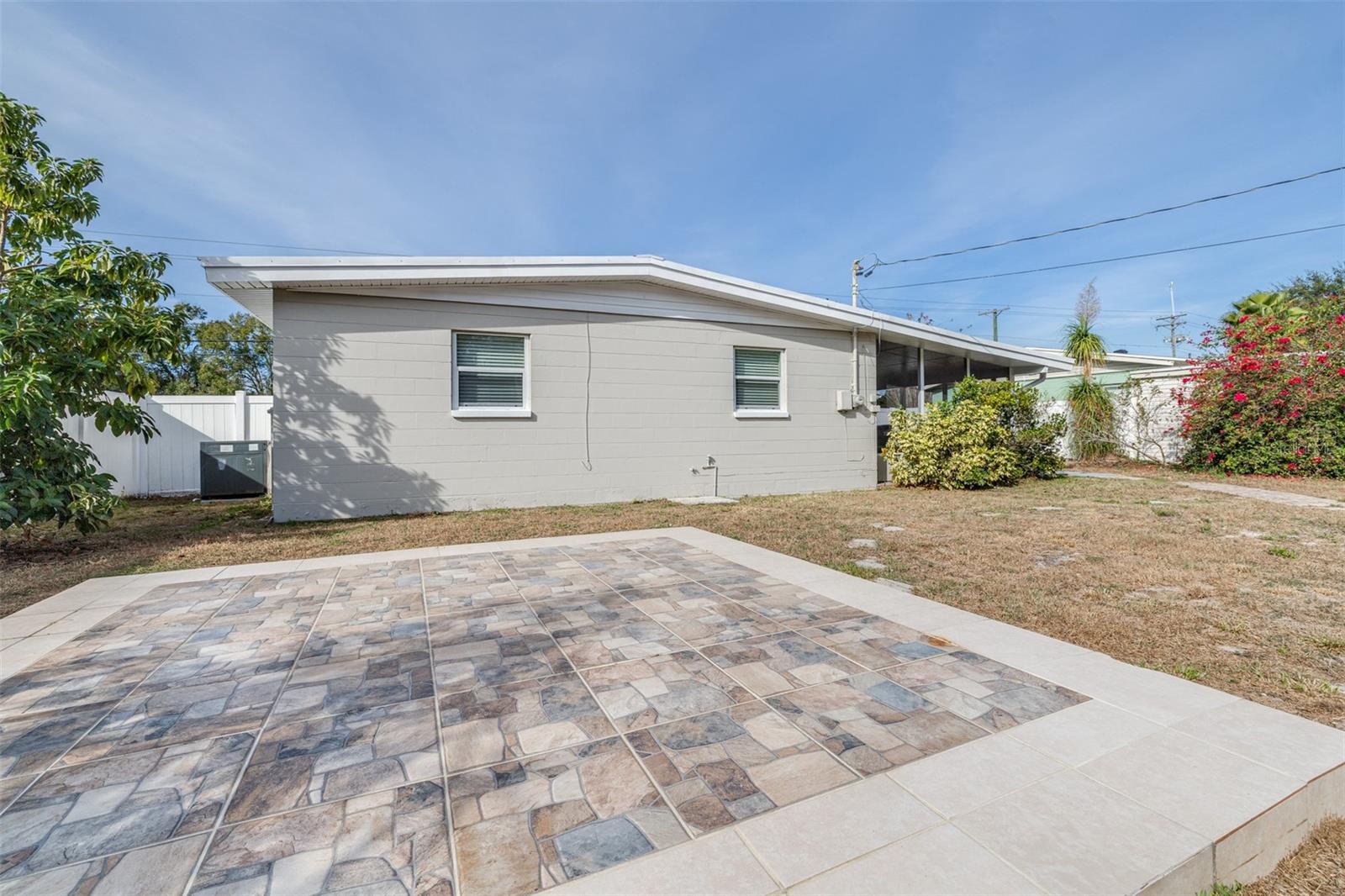 FLORAL GARDENS UNIT 1 - Residential