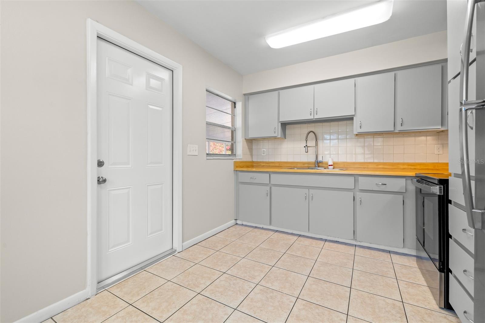 FLORAL GARDENS UNIT 1 - Residential