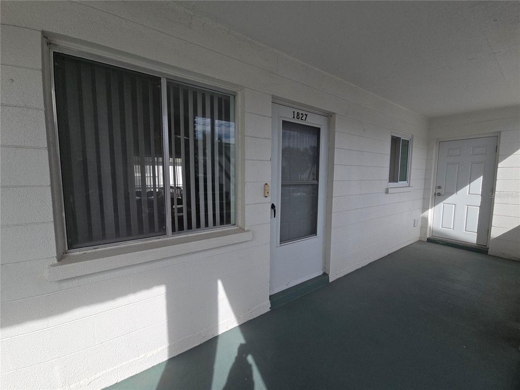 Photo of 1827 Sunny Dr #E27, Bradenton, FL 34207 (MLS # A4669242)