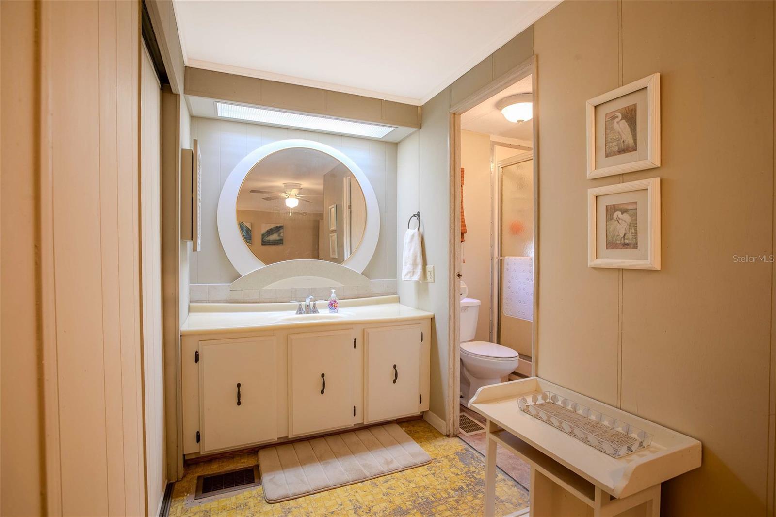 HOLIDAY MOBILE ESTATES - Residential