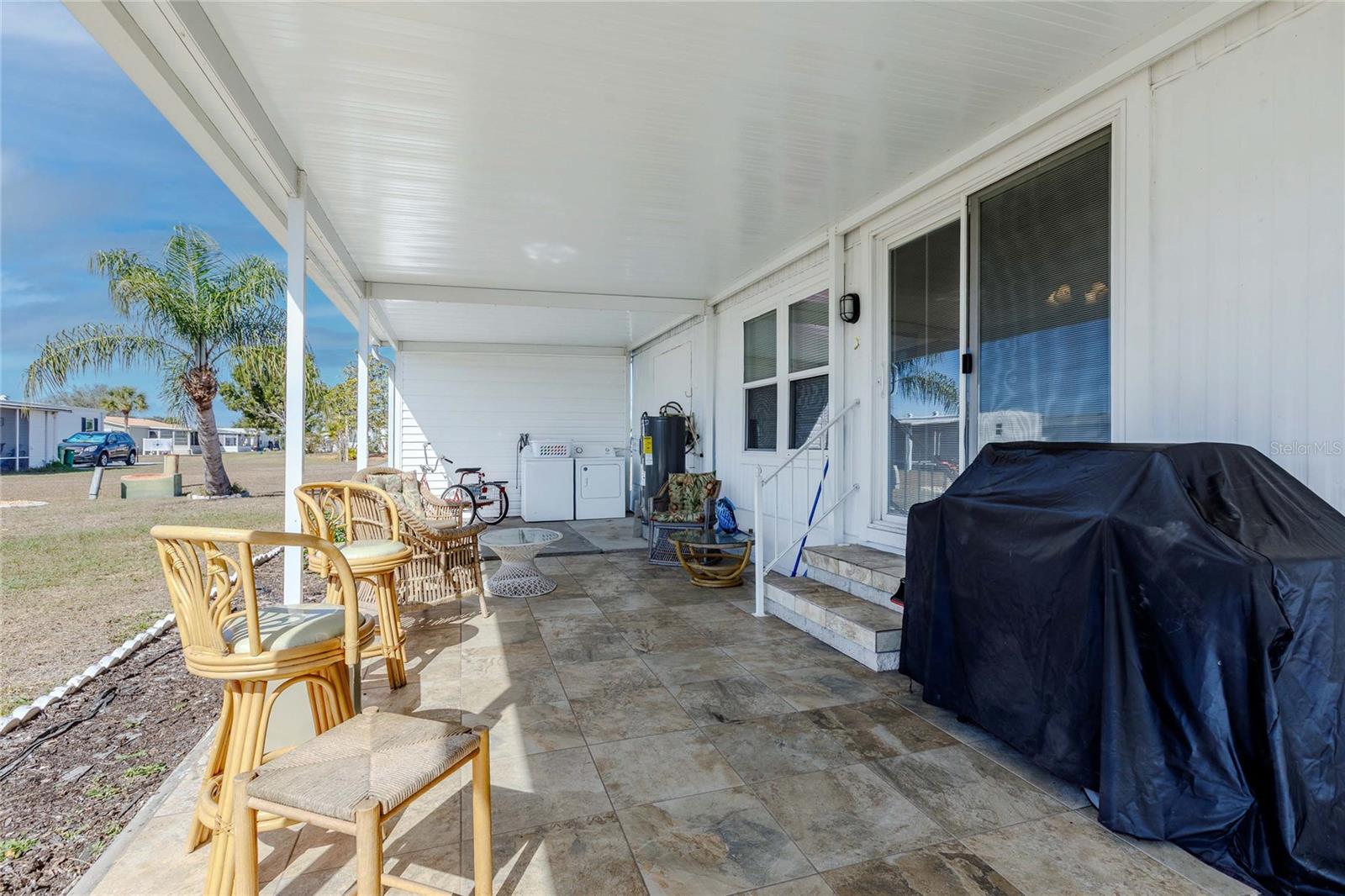 HOLIDAY MOBILE ESTATES - Residential