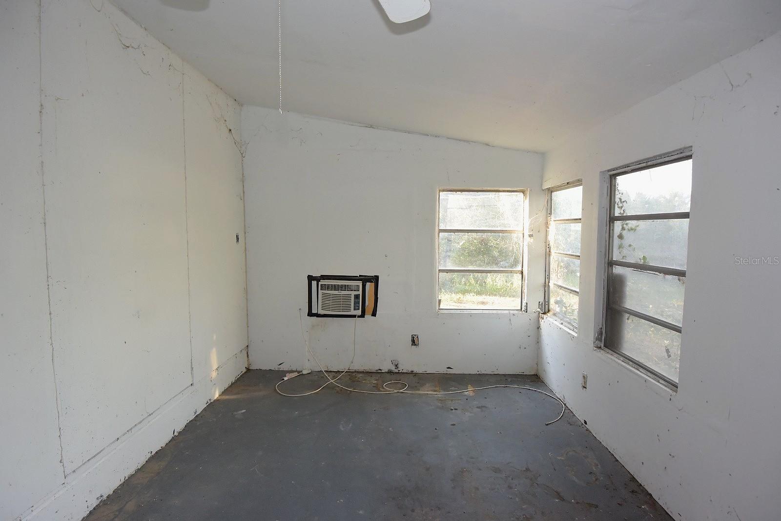 UNPLATTED - Residential