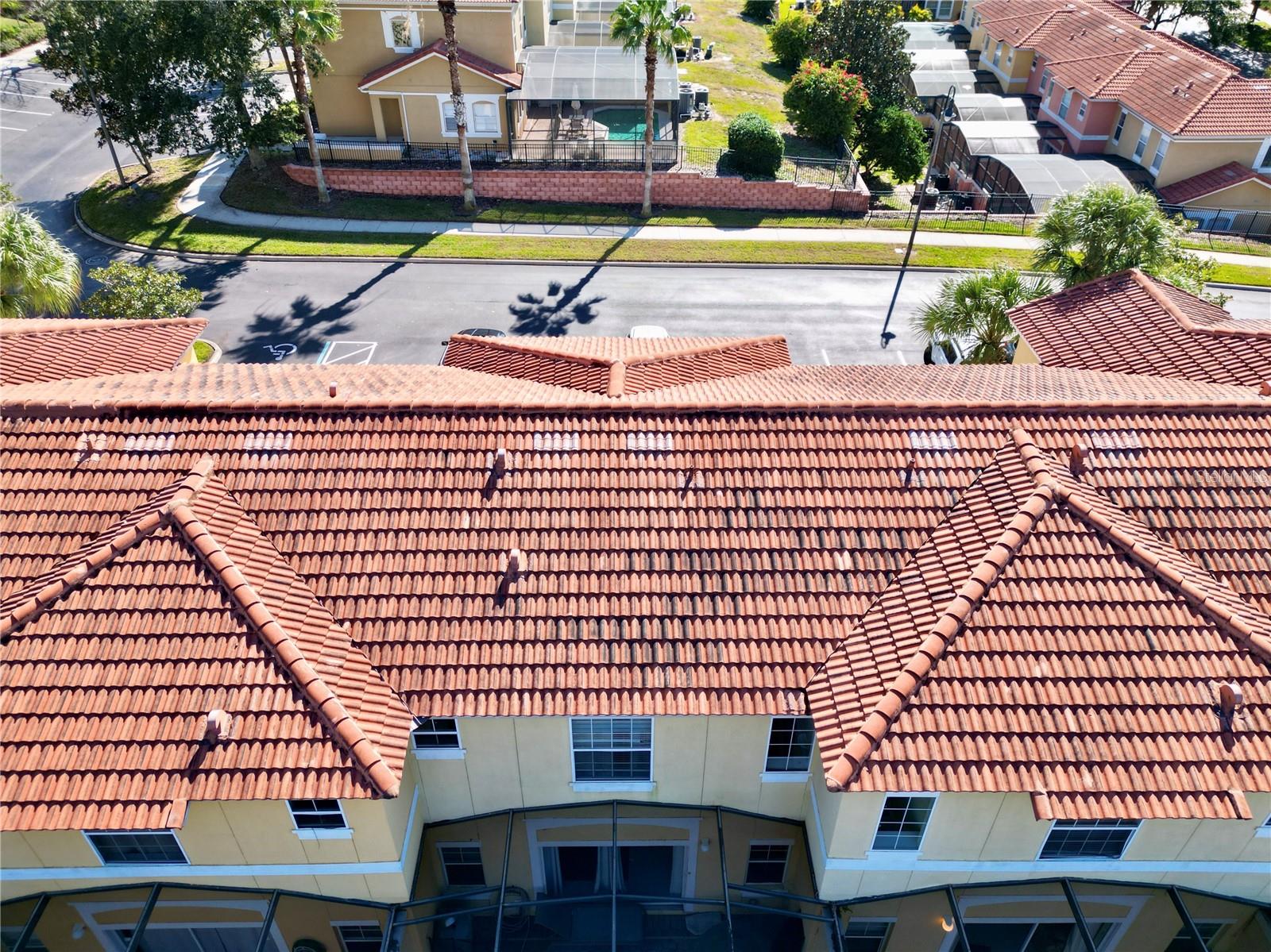 ENCANTADA PH 1 - Residential