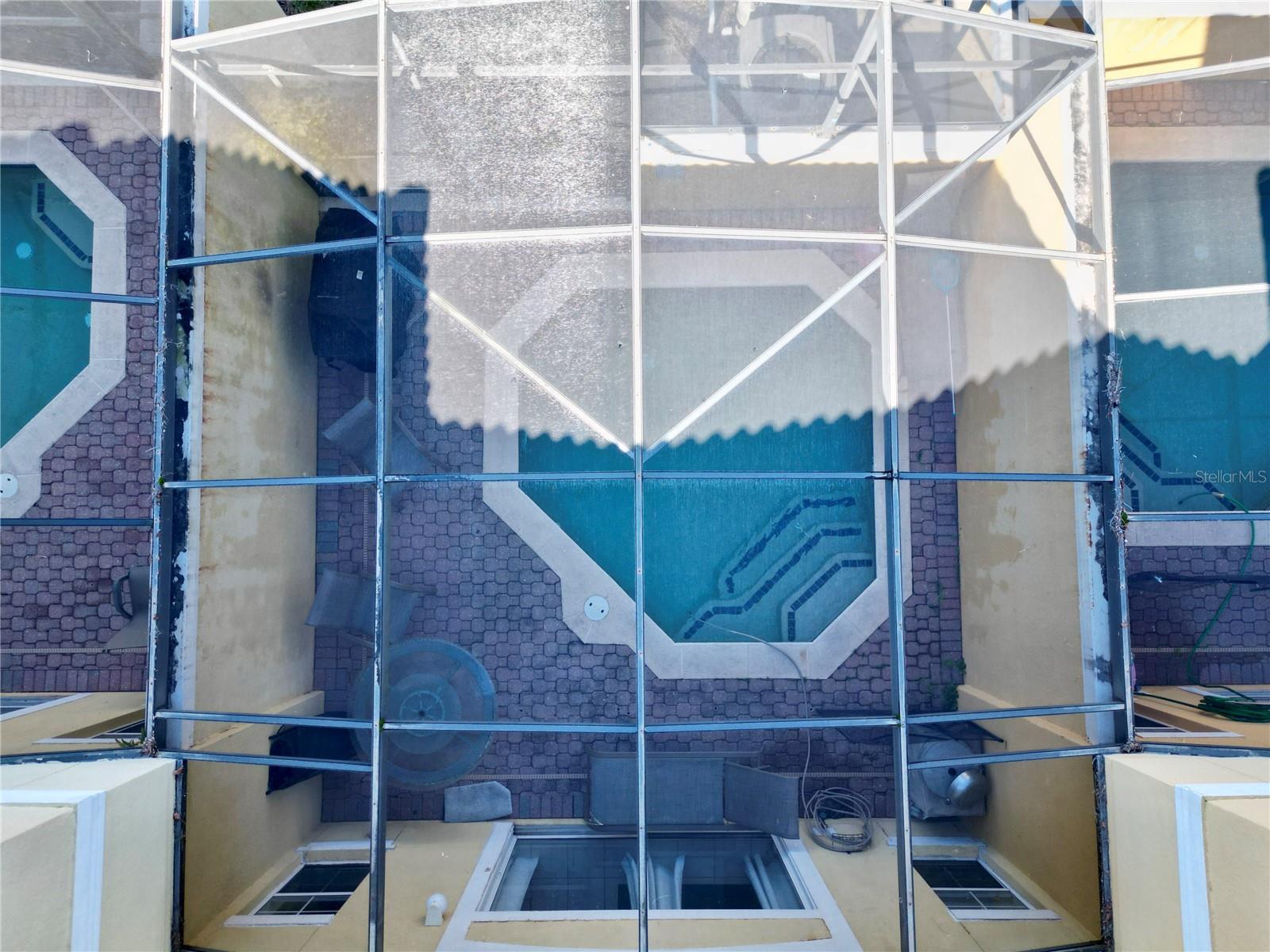 ENCANTADA PH 1 - Residential