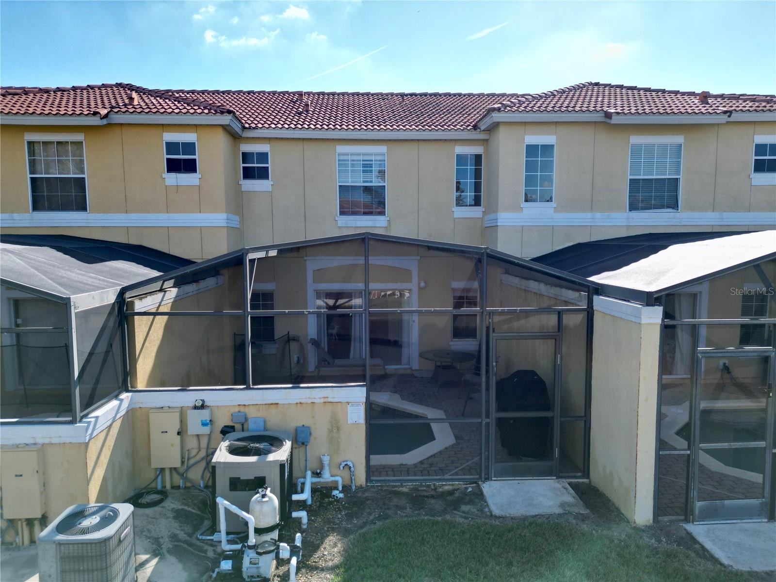 ENCANTADA PH 1 - Residential