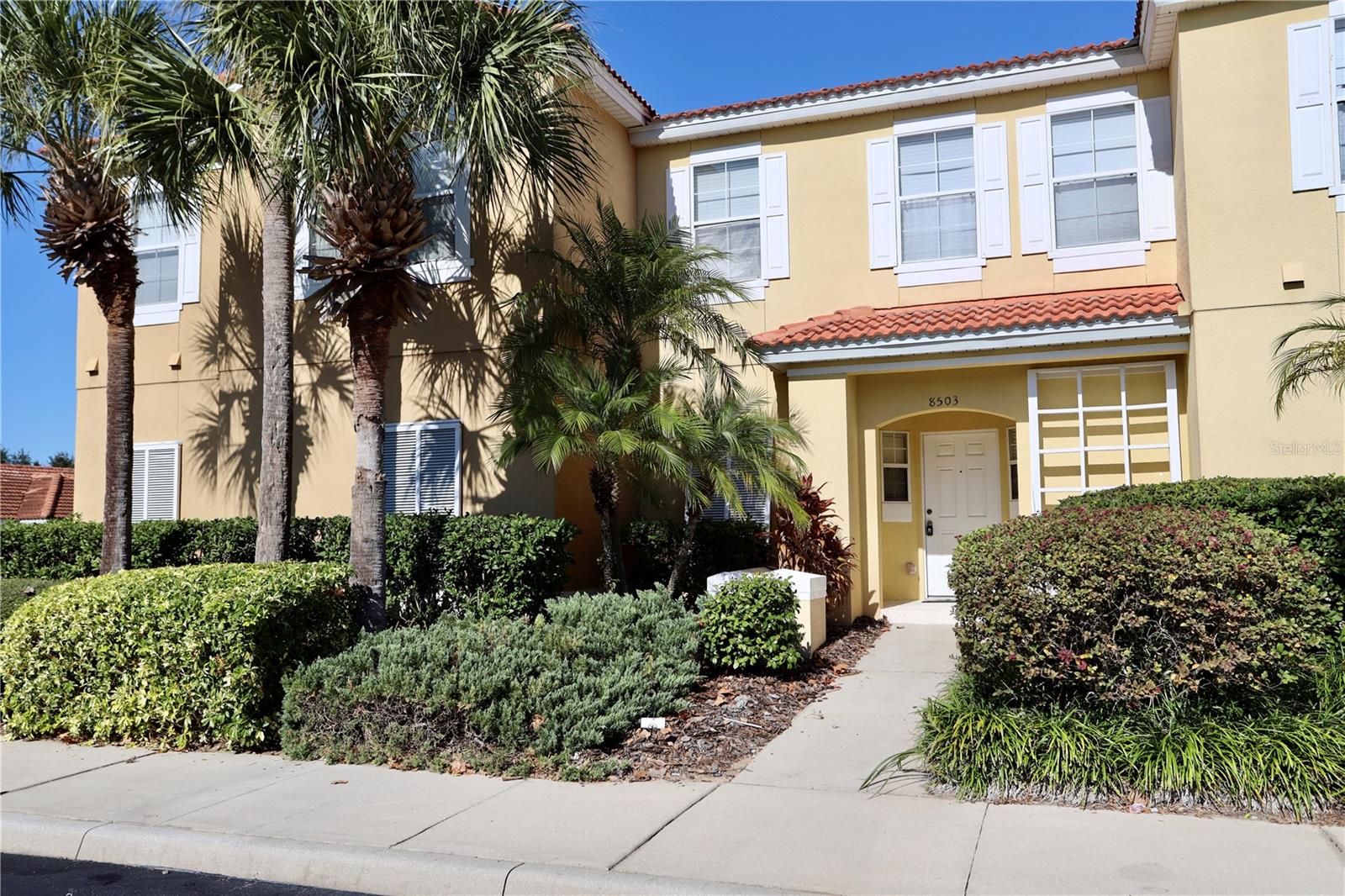 ENCANTADA PH 1 - Residential