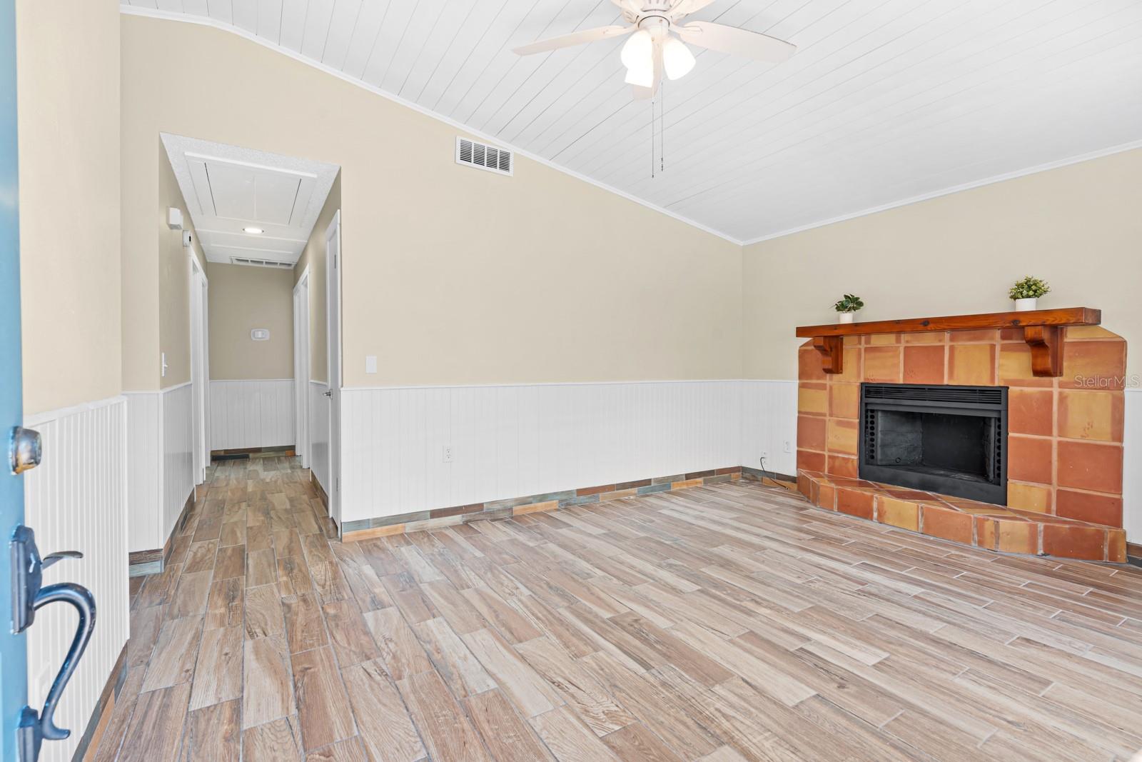 1205 MOHRLAKE DRIVE