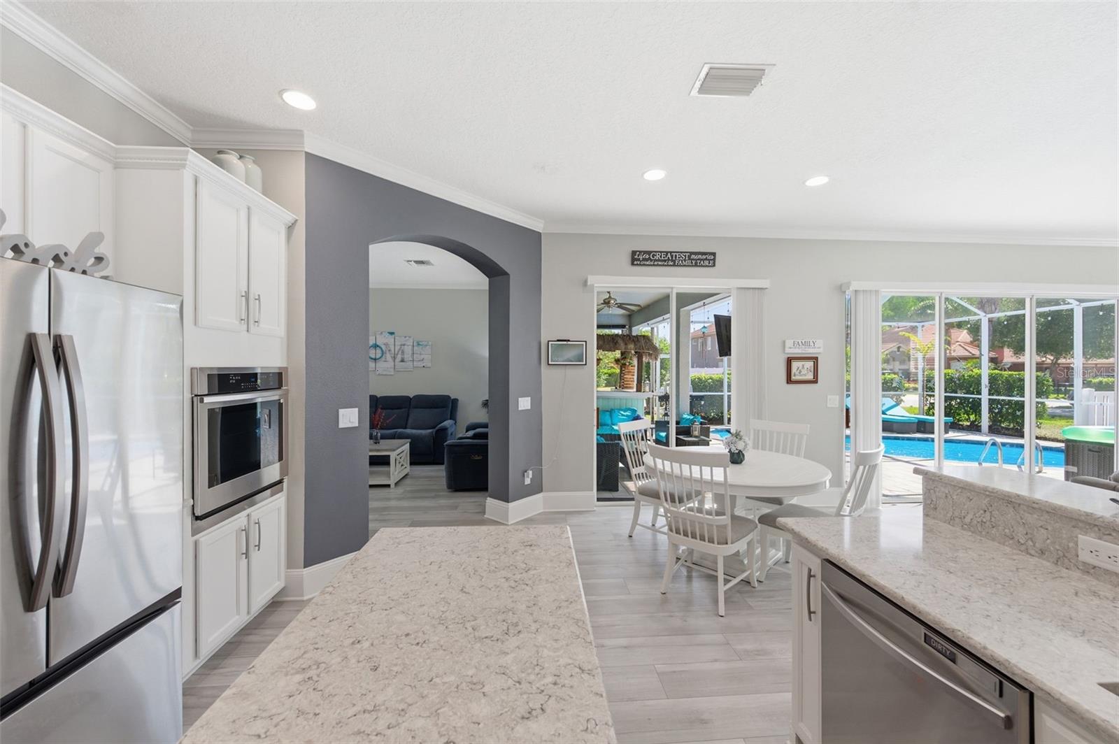 WATERS EDGE - Residential