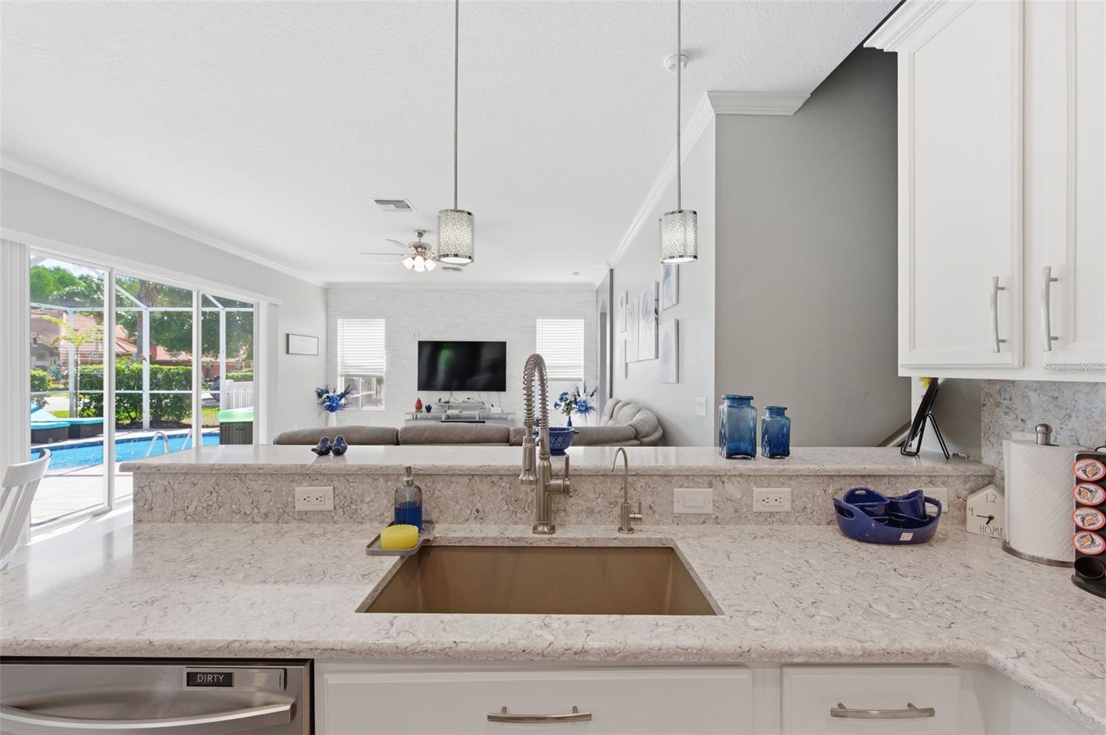 WATERS EDGE - Residential