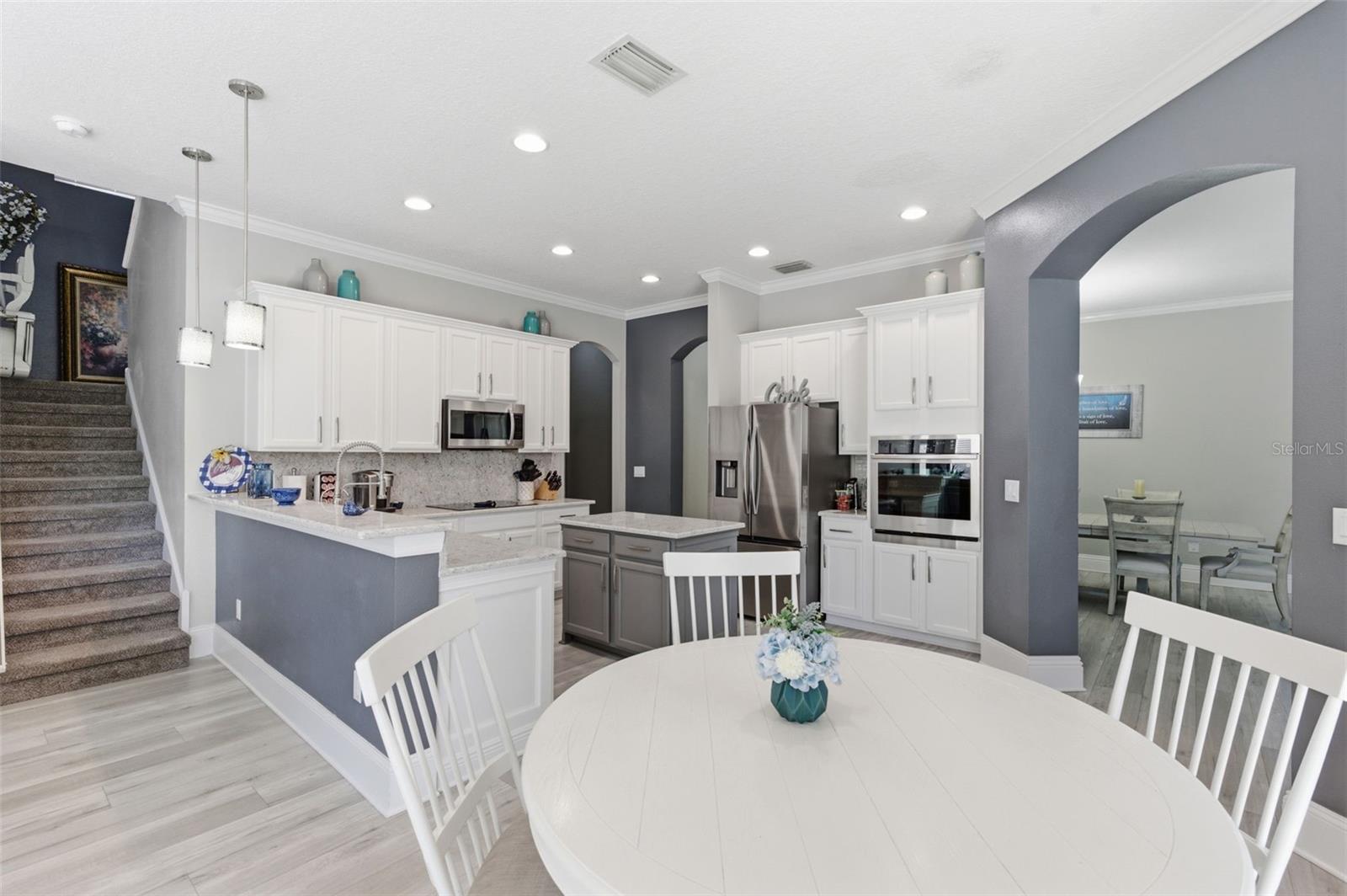 WATERS EDGE - Residential