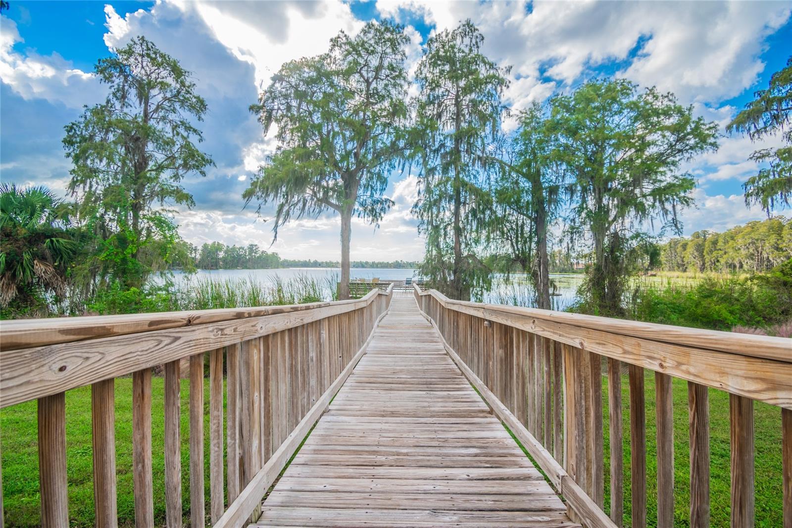 WATERS EDGE - Residential