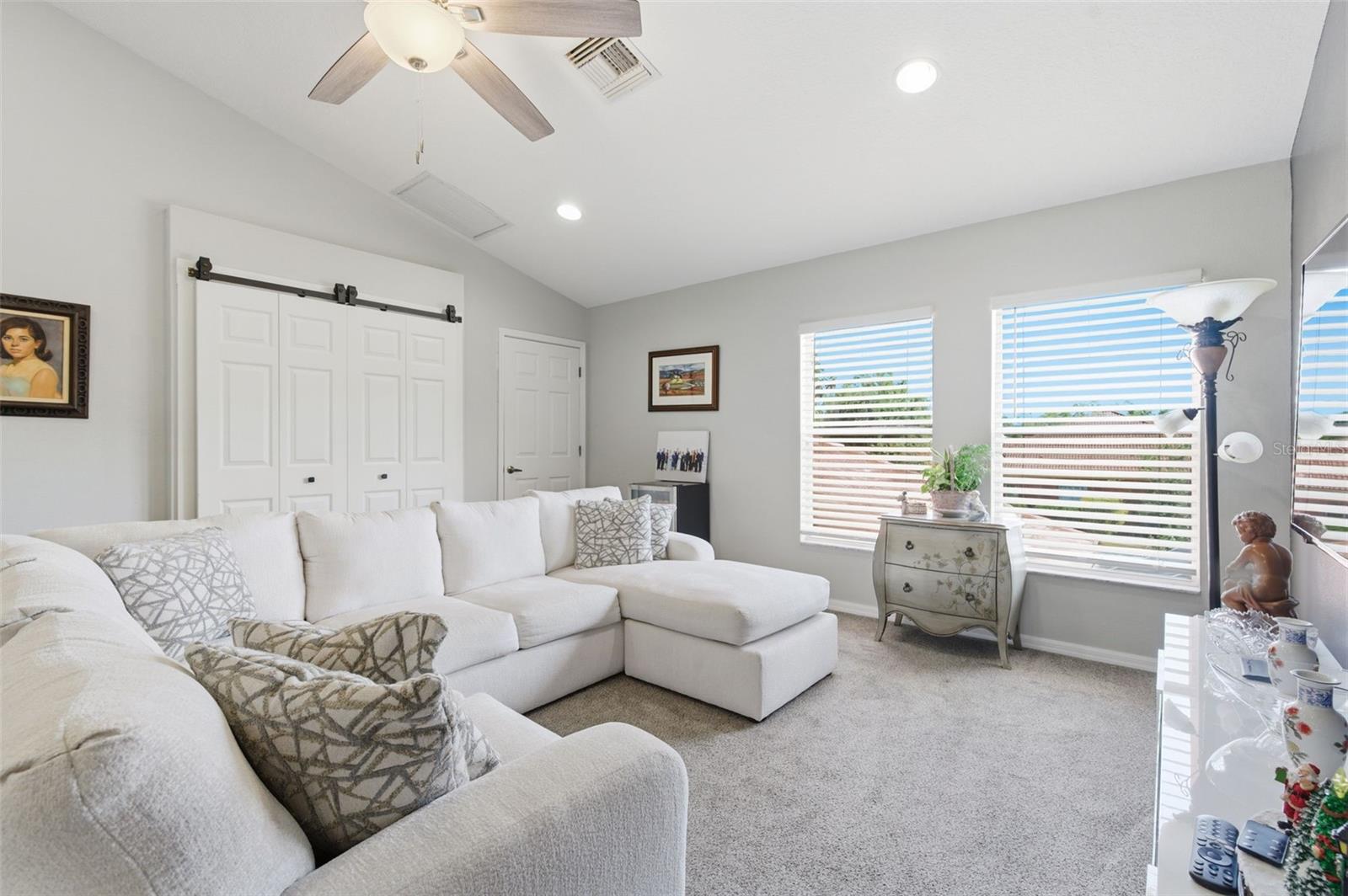 WATERS EDGE - Residential