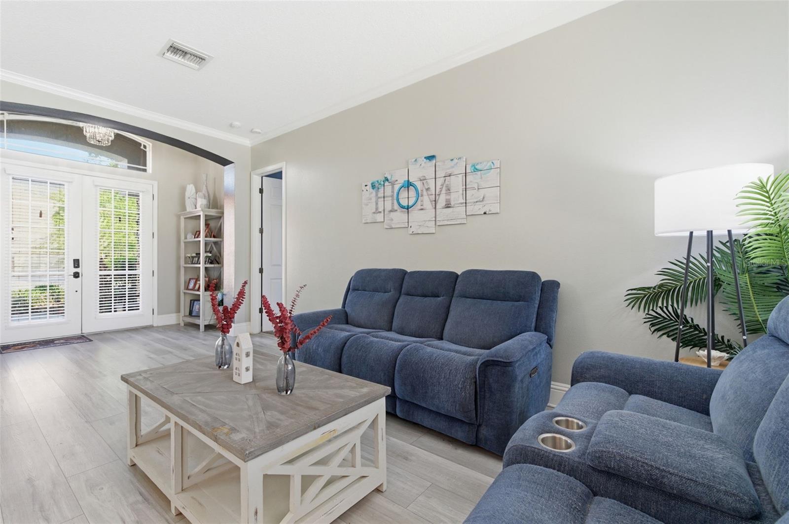 WATERS EDGE - Residential