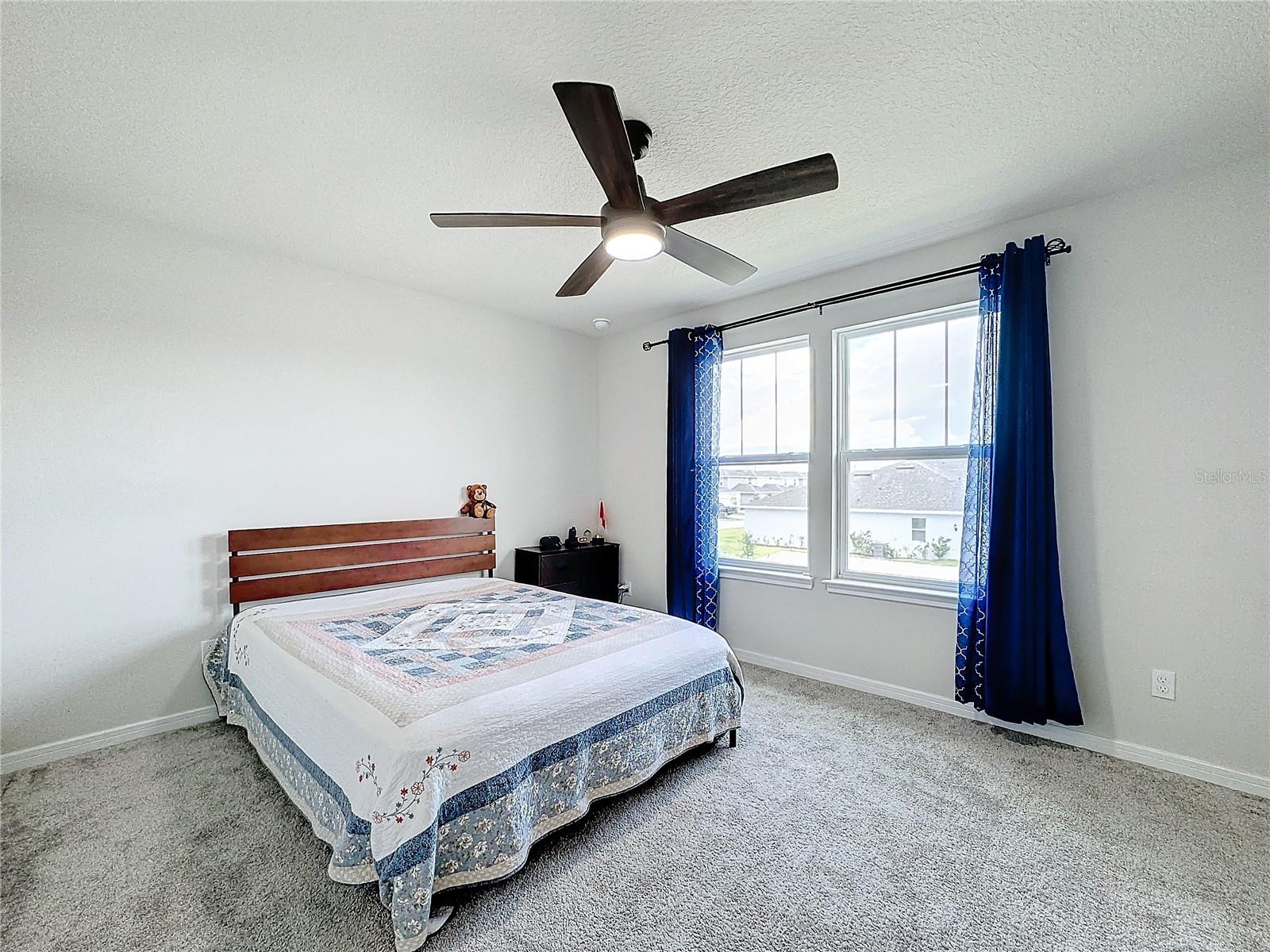 SPLIT OAK RESERVE - Residential