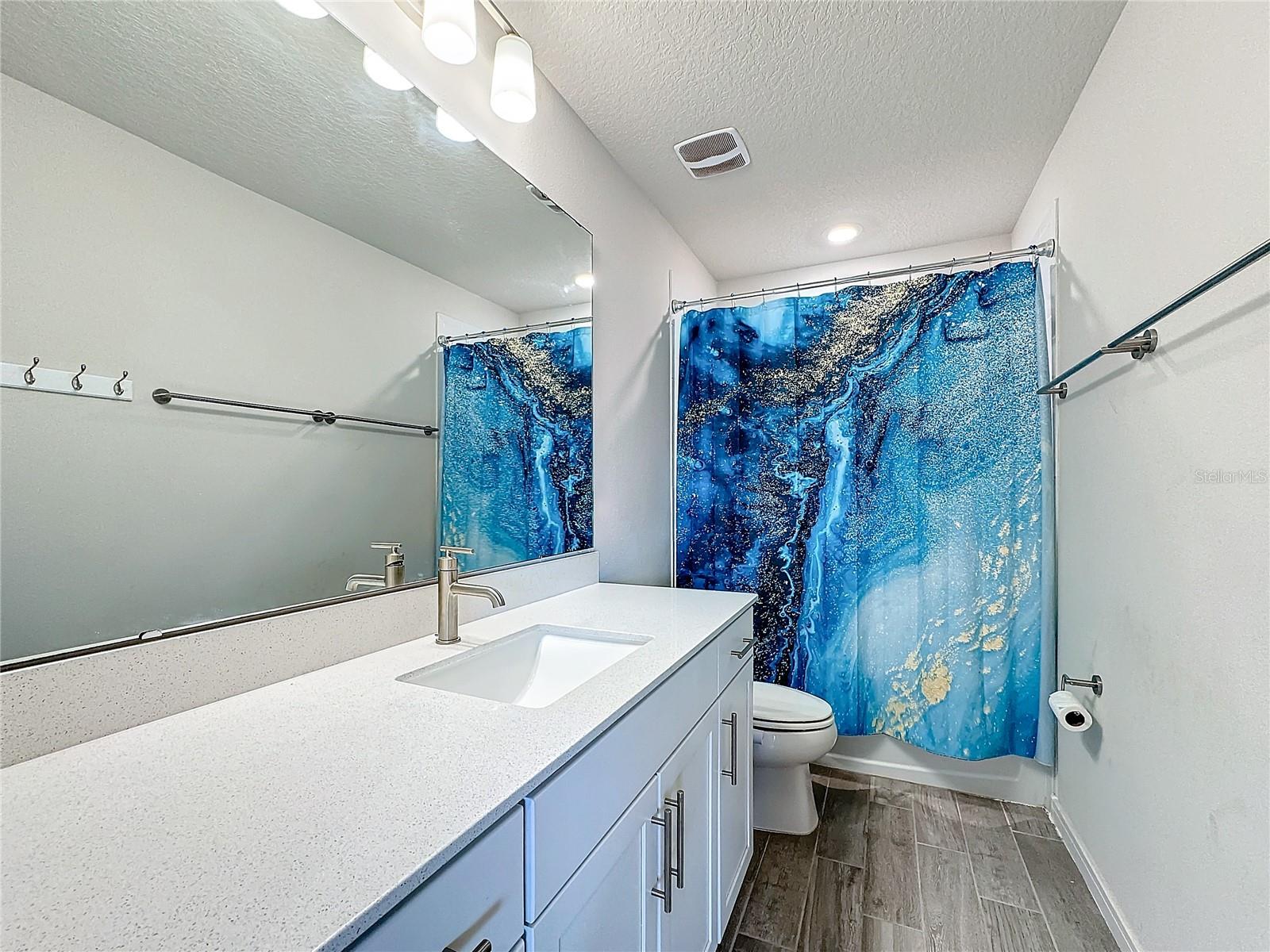 SPLIT OAK RESERVE - Residential