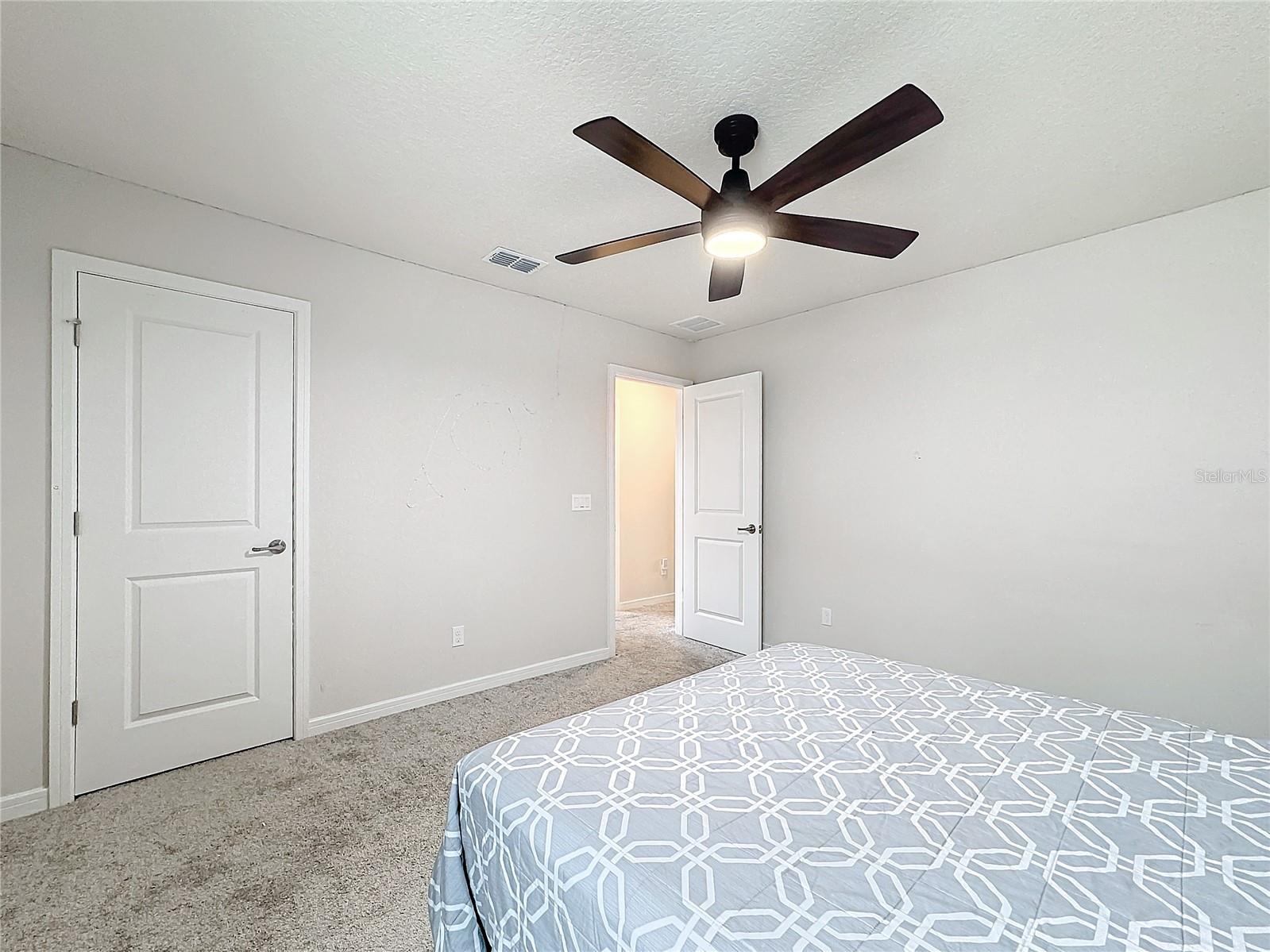 SPLIT OAK RESERVE - Residential