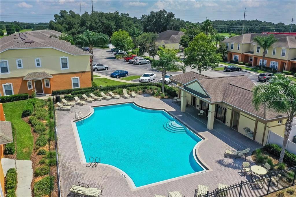 AUTUMNWOOD GROVE - Residential Lease