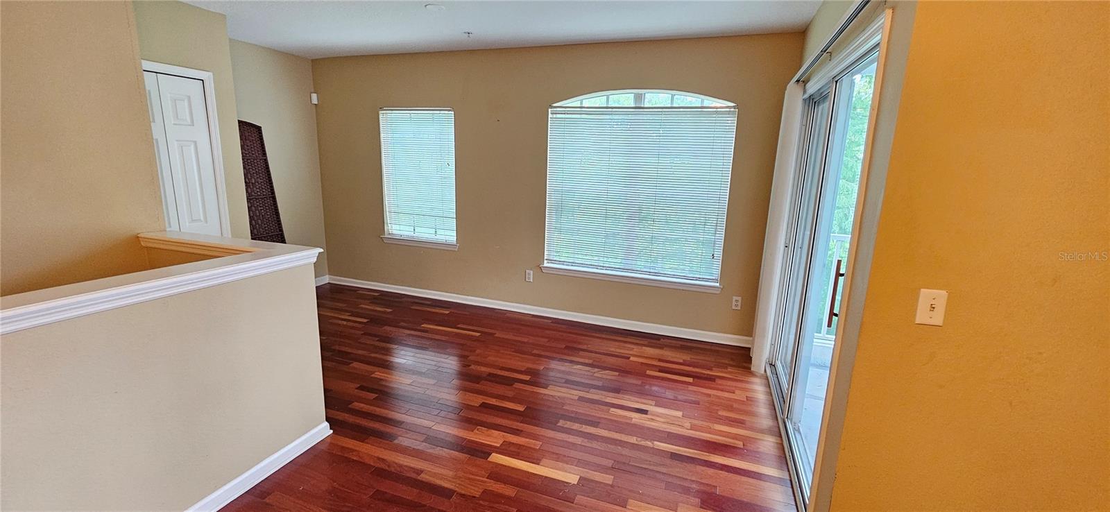 SUNERT LAKE - Residential Lease
