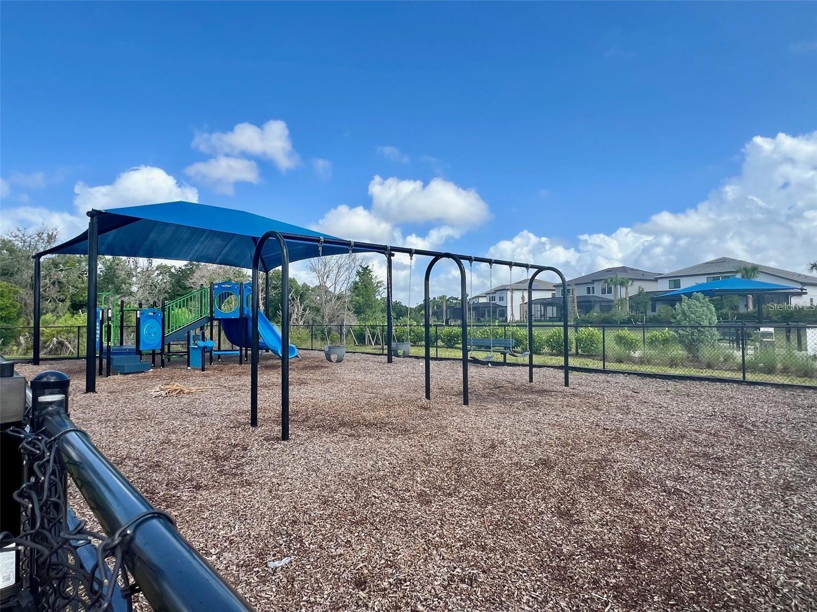 SAPPHIRE POINT AT LAKEWOOD RANCH - Residential Lease