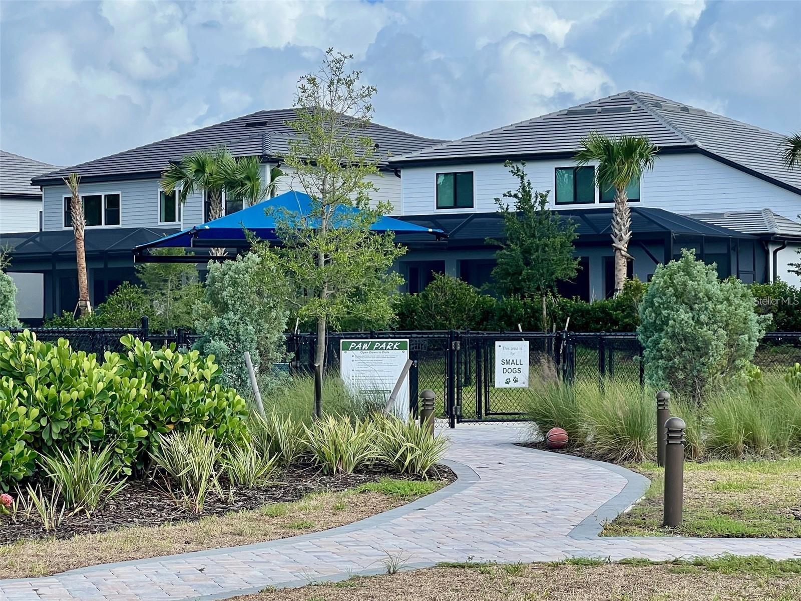 SAPPHIRE POINT AT LAKEWOOD RANCH - Residential Lease