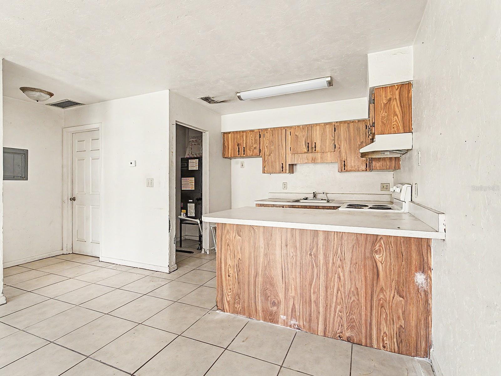 NORTH ROADS PARK - Residential Income