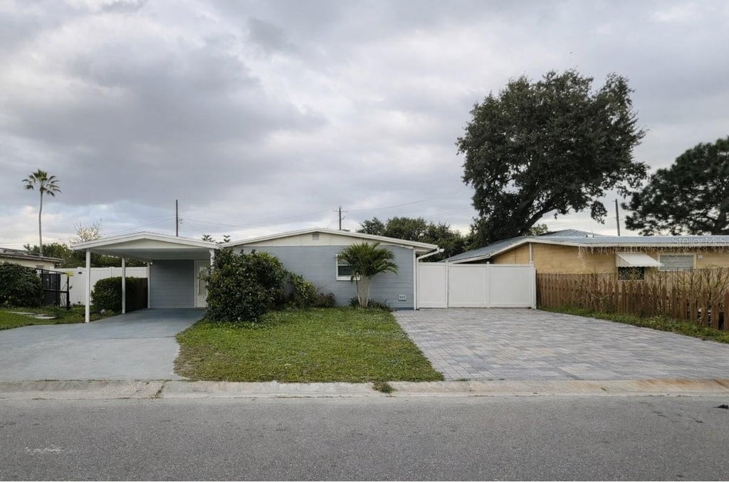 Photo of 2615 N Beaumont Avenue, Kissimmee, FL 34741 (MLS # S5153530)